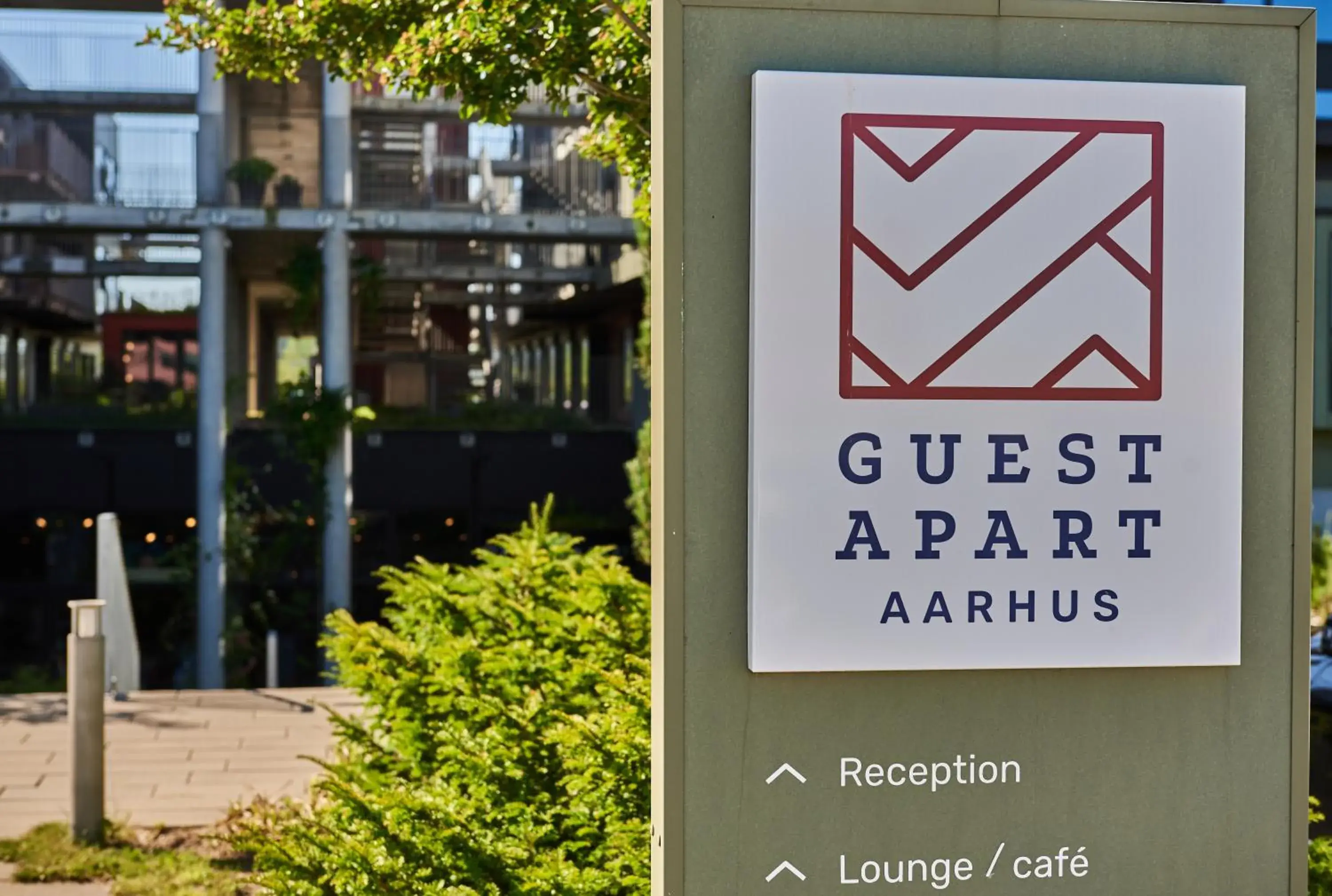 Facade/entrance in Hotel GUESTapart Facade/entrance in Hotel GUESTapart