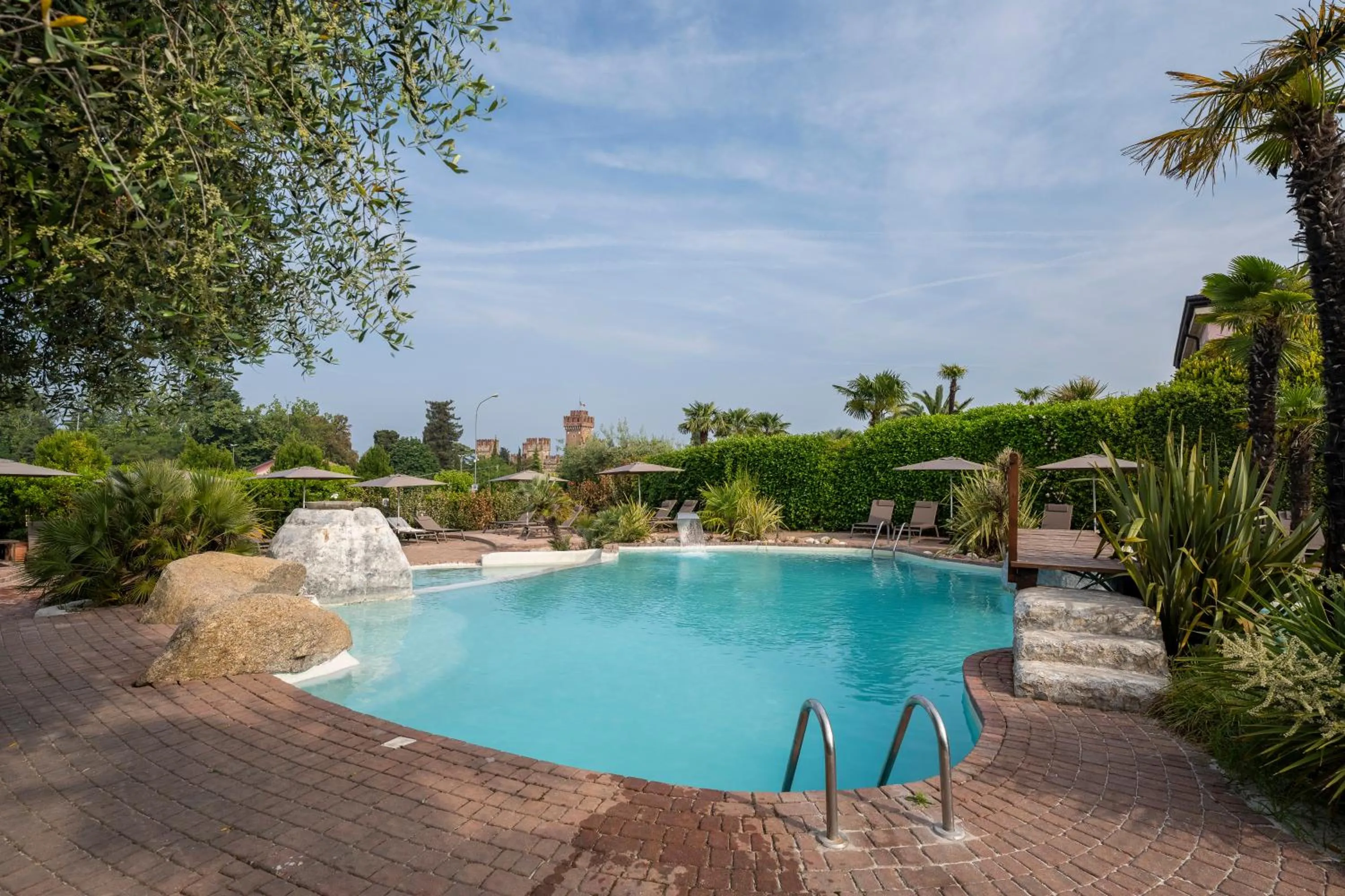 Swimming pool in Palazzo della Scala Spa Hotel Suites & Apartments