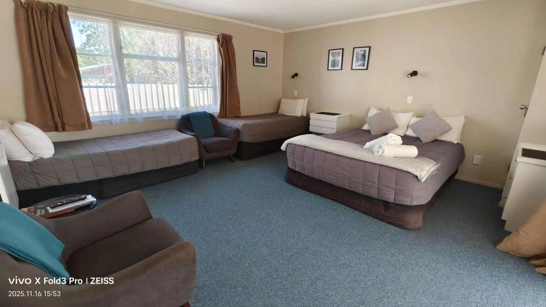 Bed in Chanel Court Motel