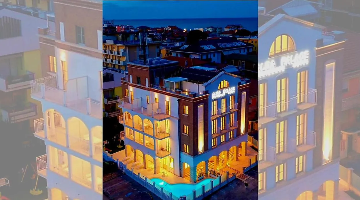 Swimming pool in Residence Hotel Alba Palace