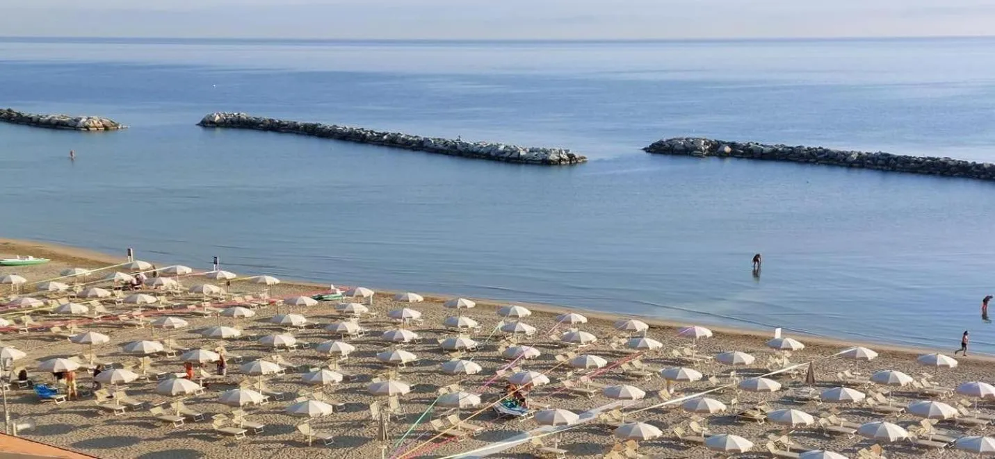 Beach in B&B La Volpina