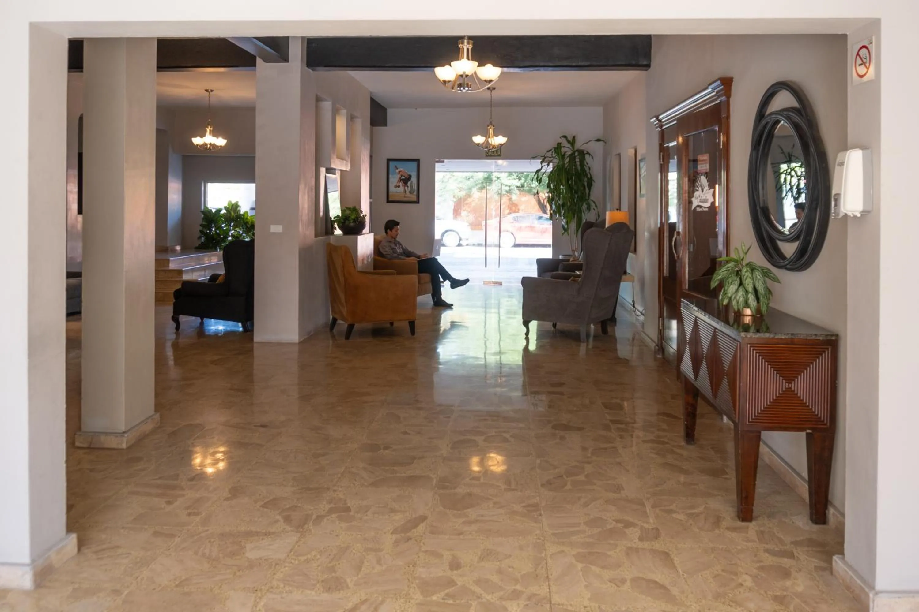 Living room in Hotel America Palacio