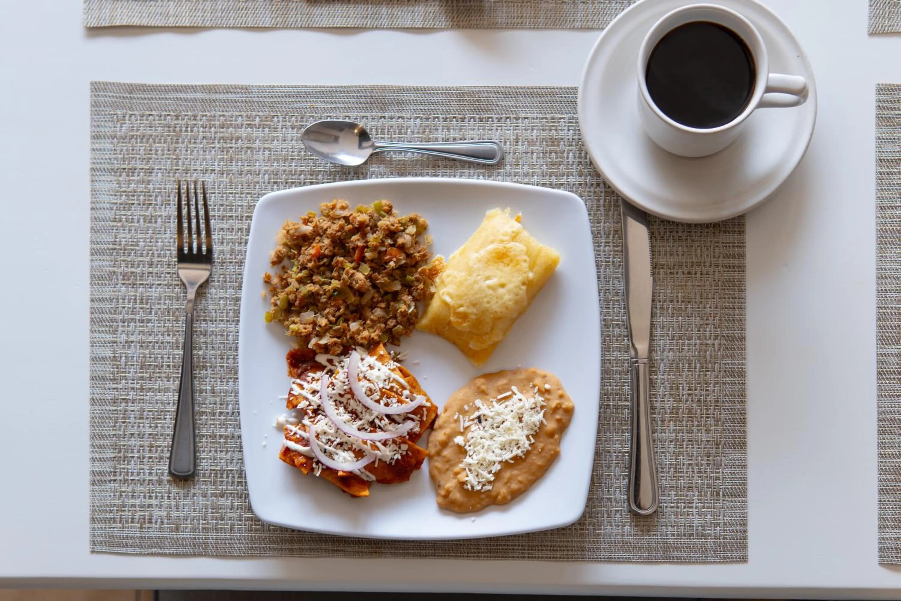 Breakfast in Hotel America Palacio