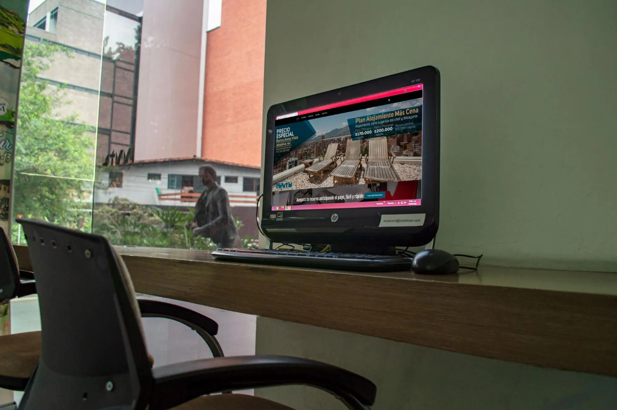 TV and multimedia in Inntu Hotel