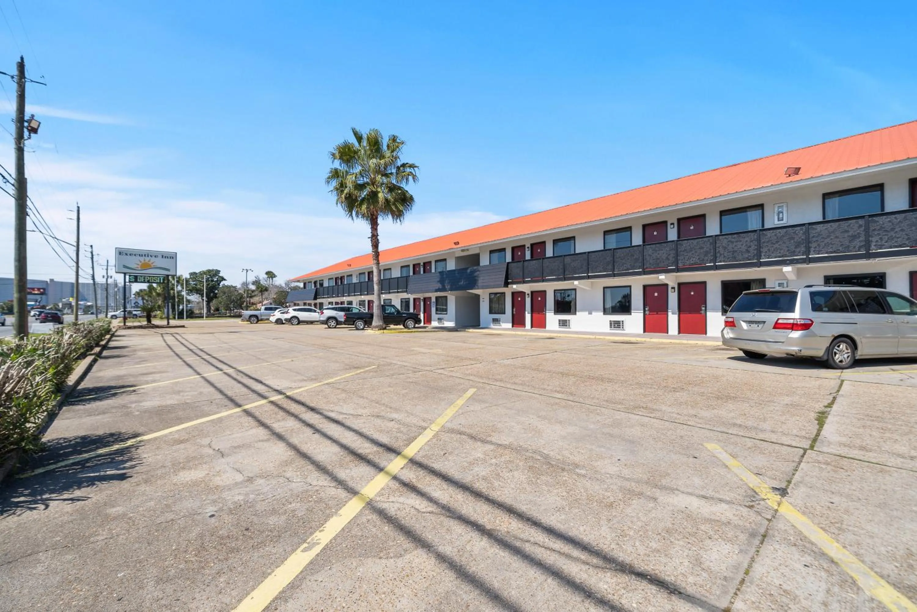 Executive Inn - Panama City Beach