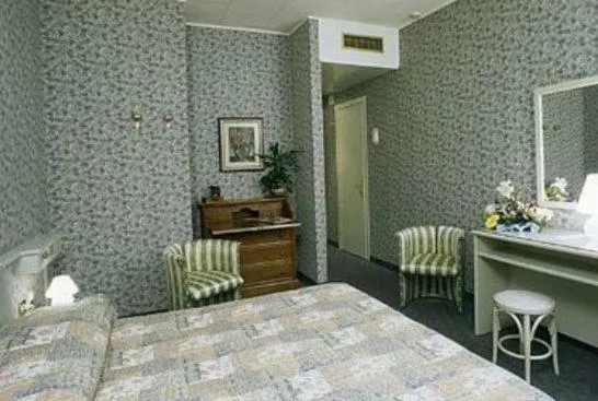 Photo of the whole room, Bed in Hotel Il Burchiello