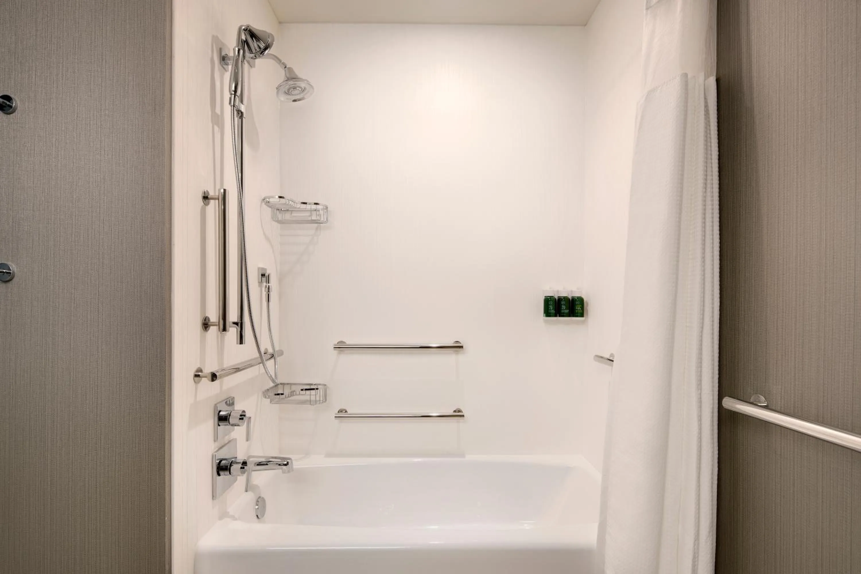 acessibility in Courtyard by Marriott Atlanta Vinings/Galleria