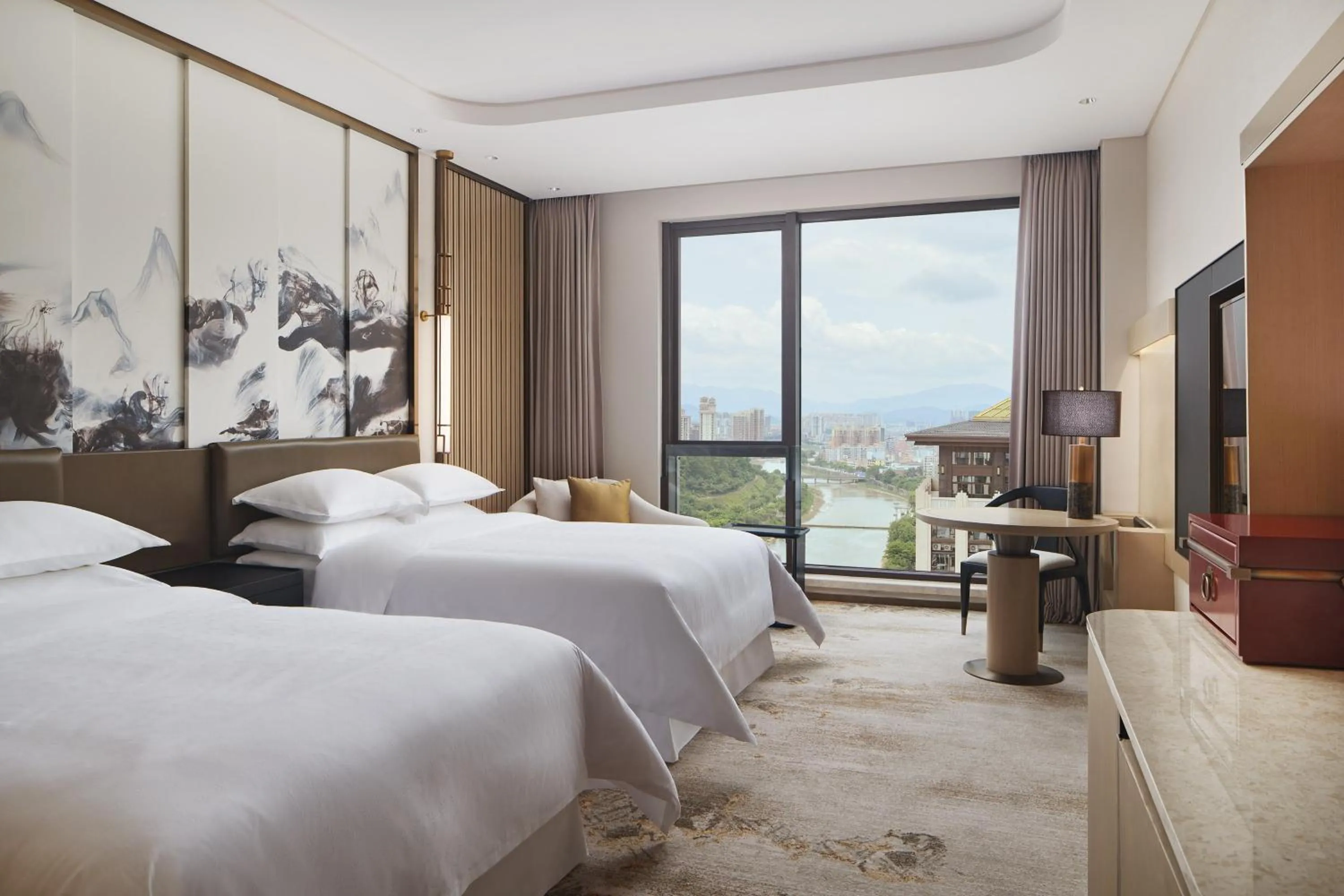 Photo of the whole room, Bed in Sheraton Yunfu Xinxing Hotel