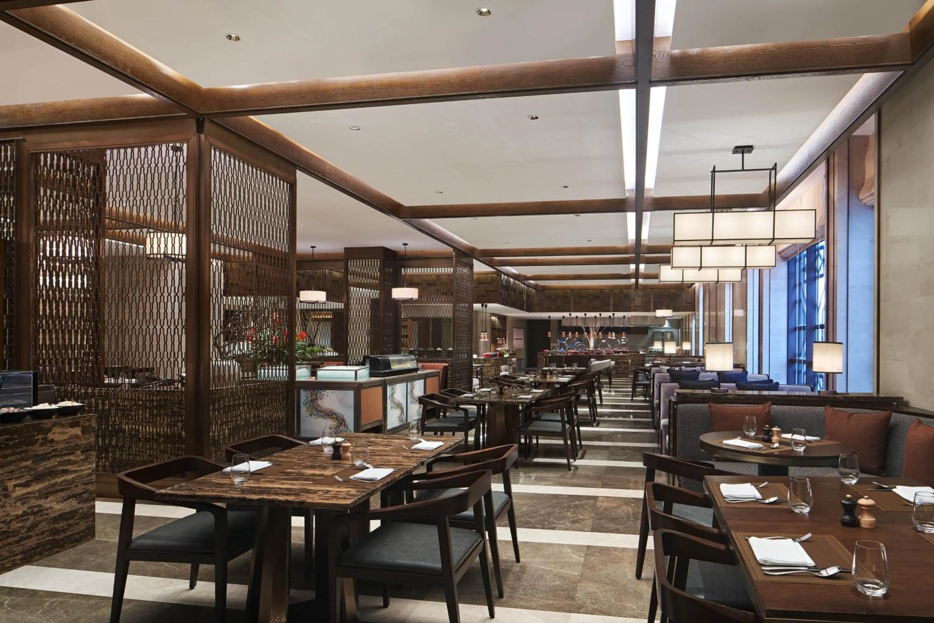 Restaurant/places to eat in Sheraton Yunfu Xinxing Hotel