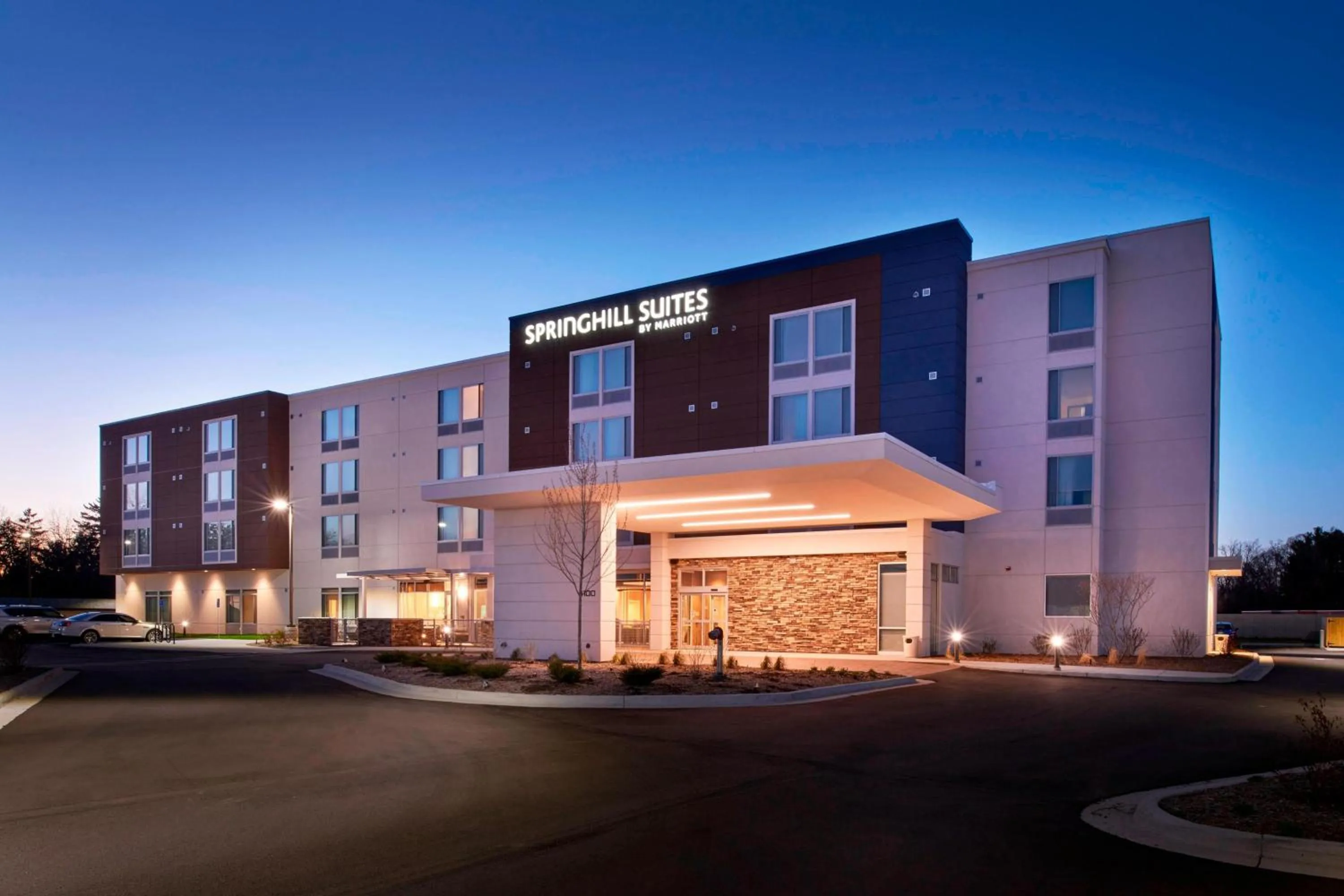 Property building in SpringHill Suites by Marriott East Lansing University Area, Lansing Area