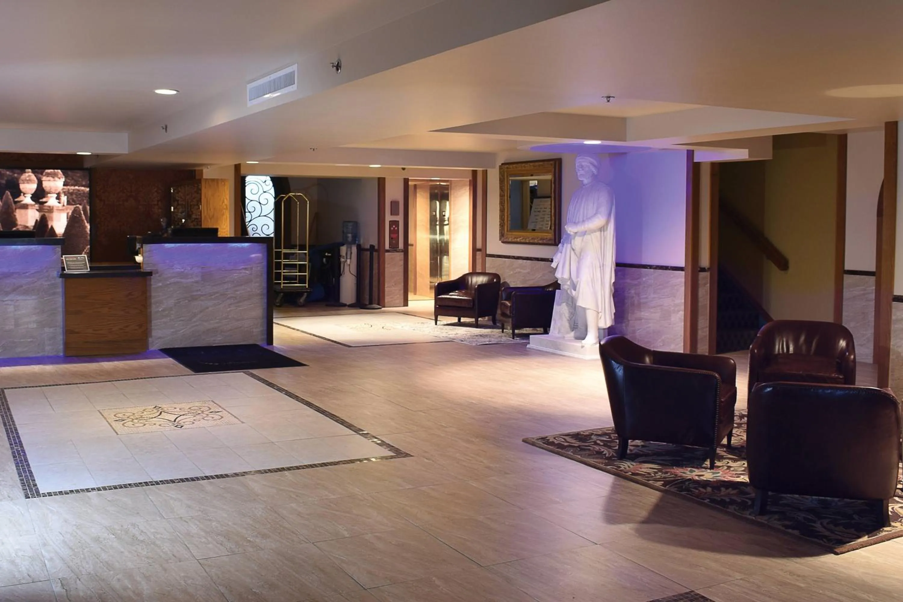 Lobby or reception in Delta Hotels by Marriott Indianapolis East