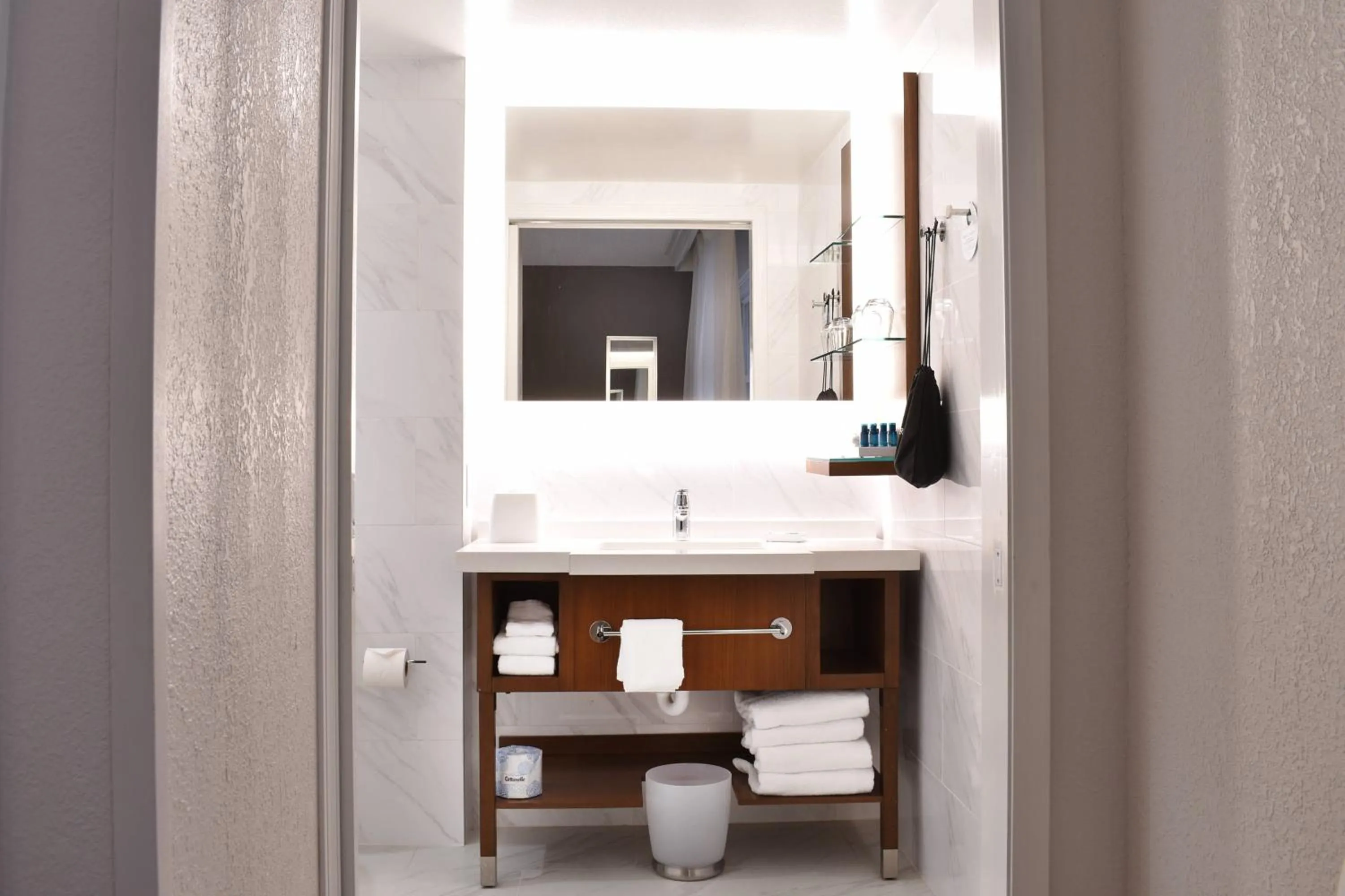 Bathroom in Delta Hotels by Marriott Indianapolis East