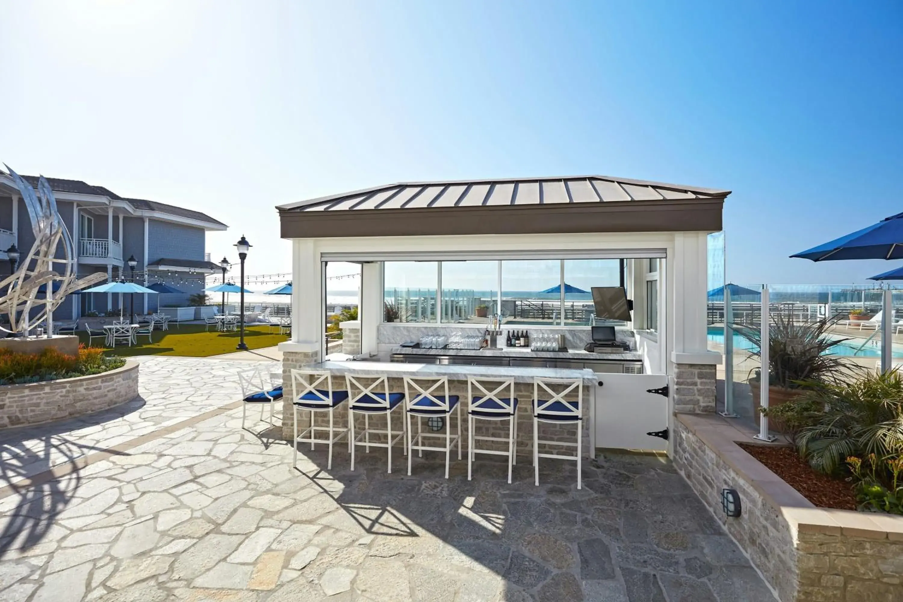 Lounge or bar in Vespera Resort on Pismo Beach, Autograph Collection Lounge or bar in Vespera Resort on Pismo Beach, Autograph Collection