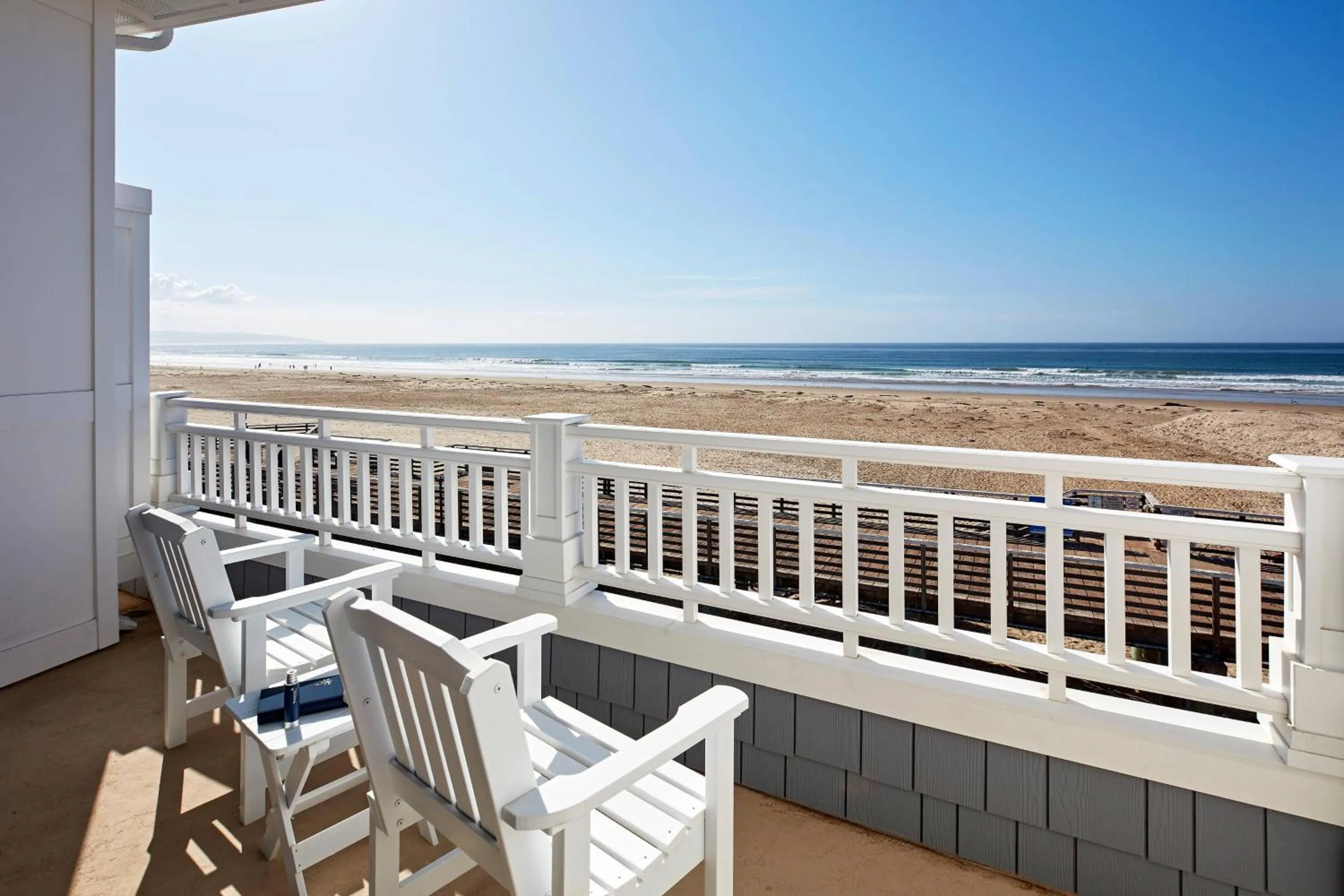 Photo of the whole room in Vespera Resort on Pismo Beach, Autograph Collection