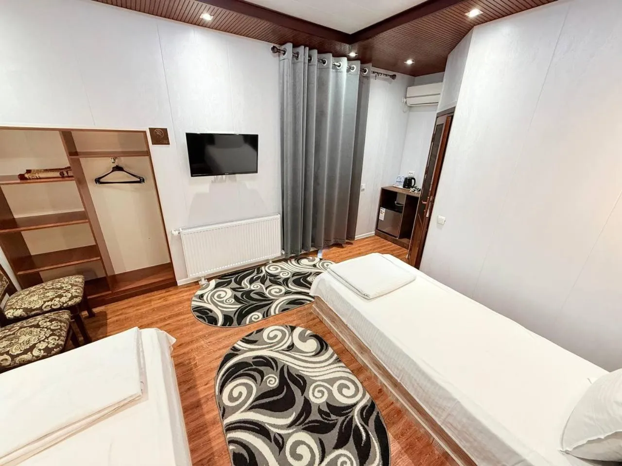 Photo of the whole room, Bed in Sherxan Hotel