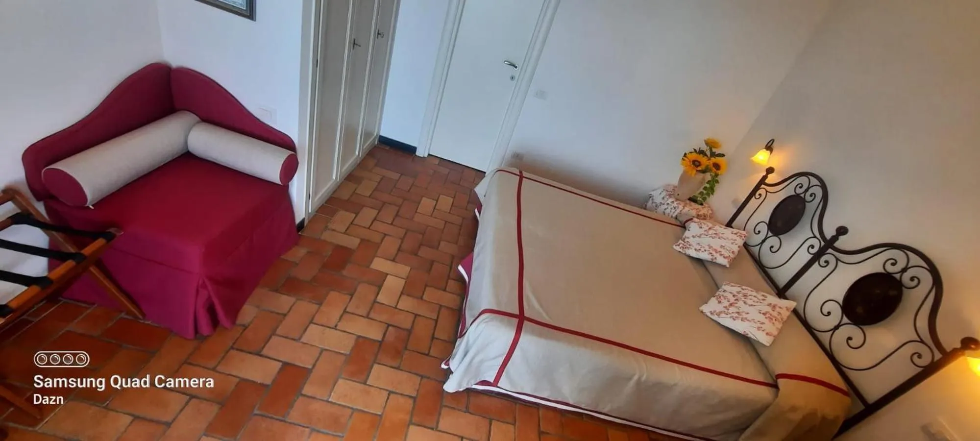 Photo of the whole room, Bed in Hotel La Giada del Mesco