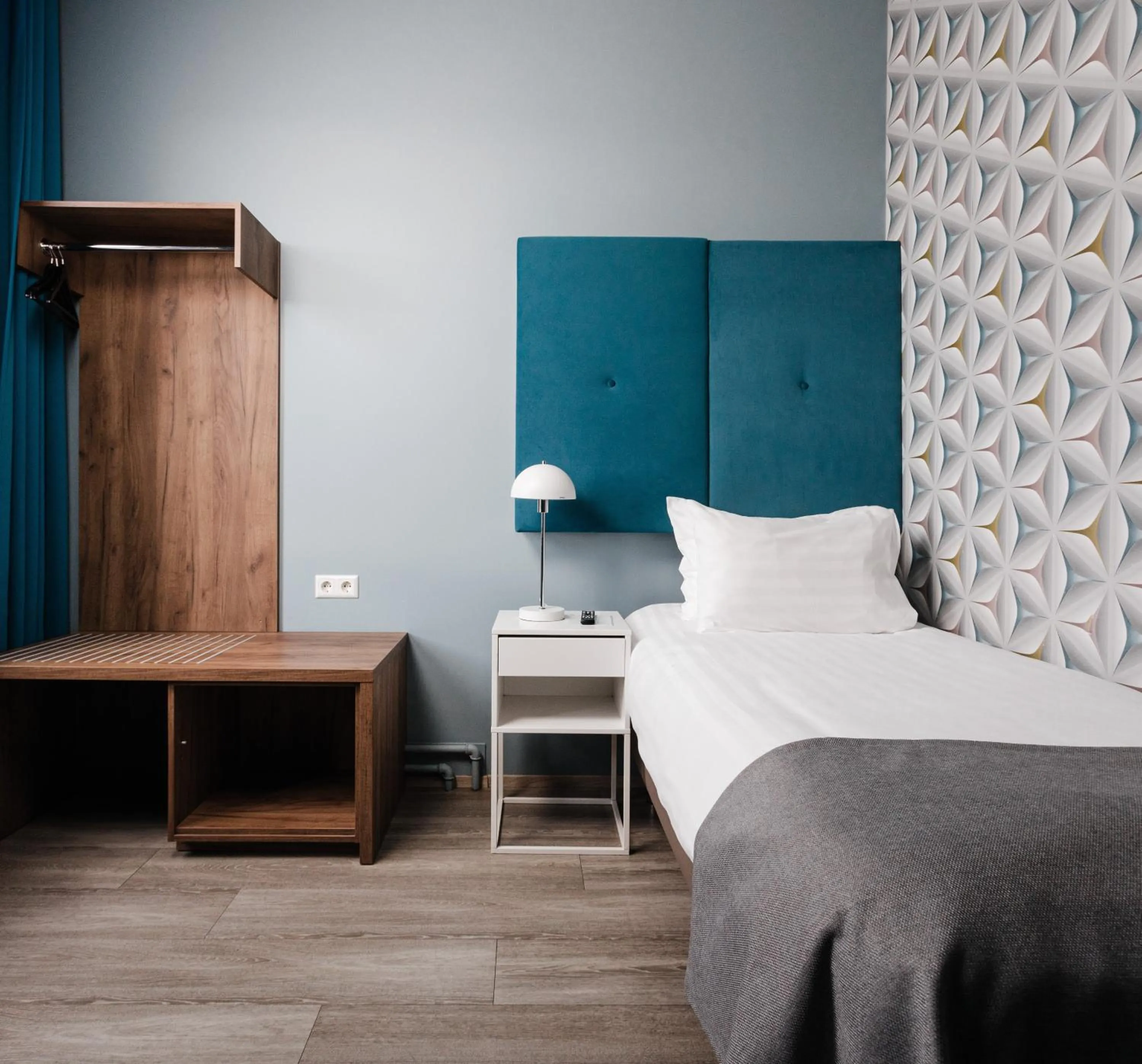 Bed in ODDSSON Midtown Hotel