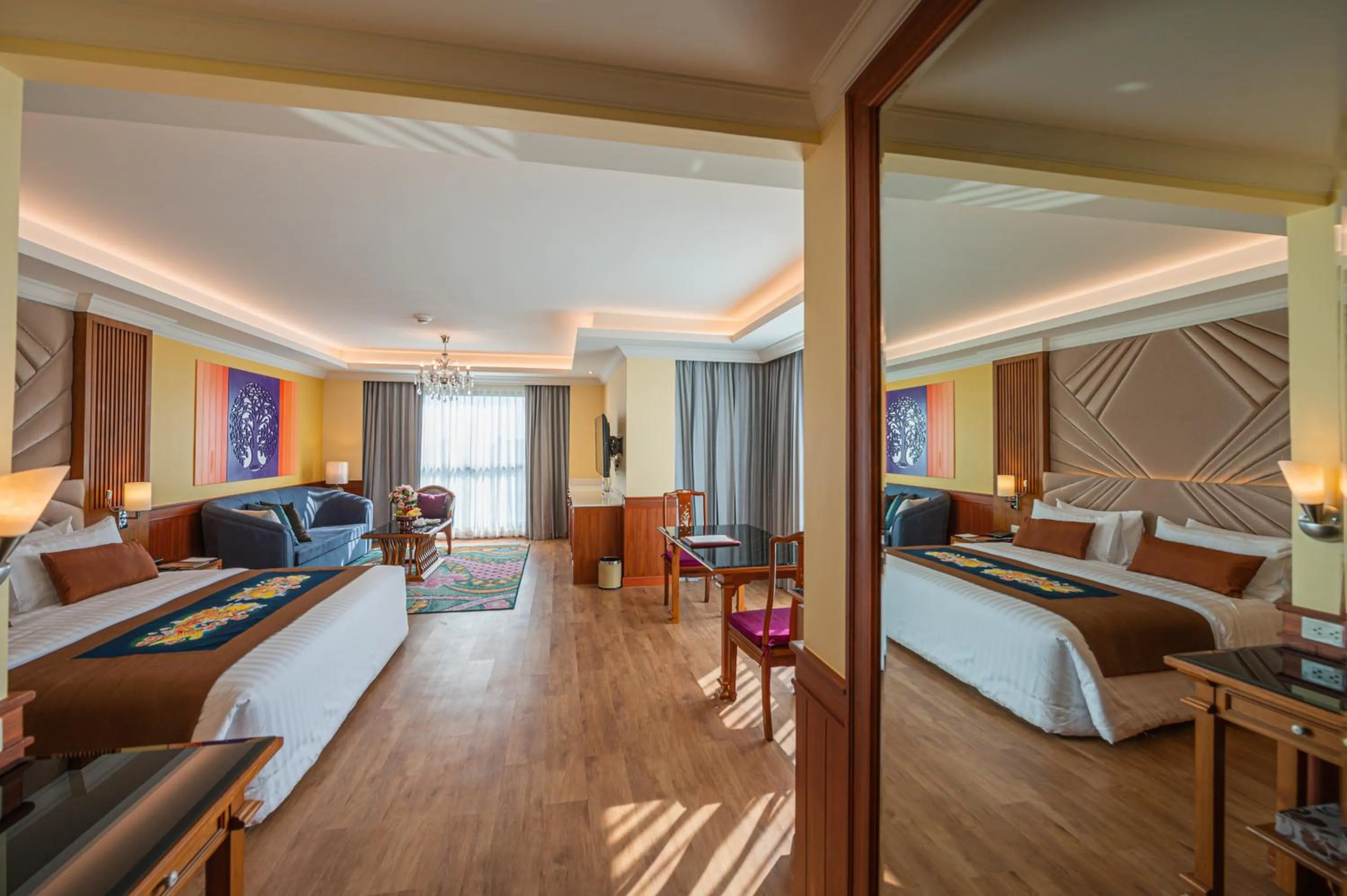 Photo of the whole room, Bed in The Empress Premier Chiang Mai