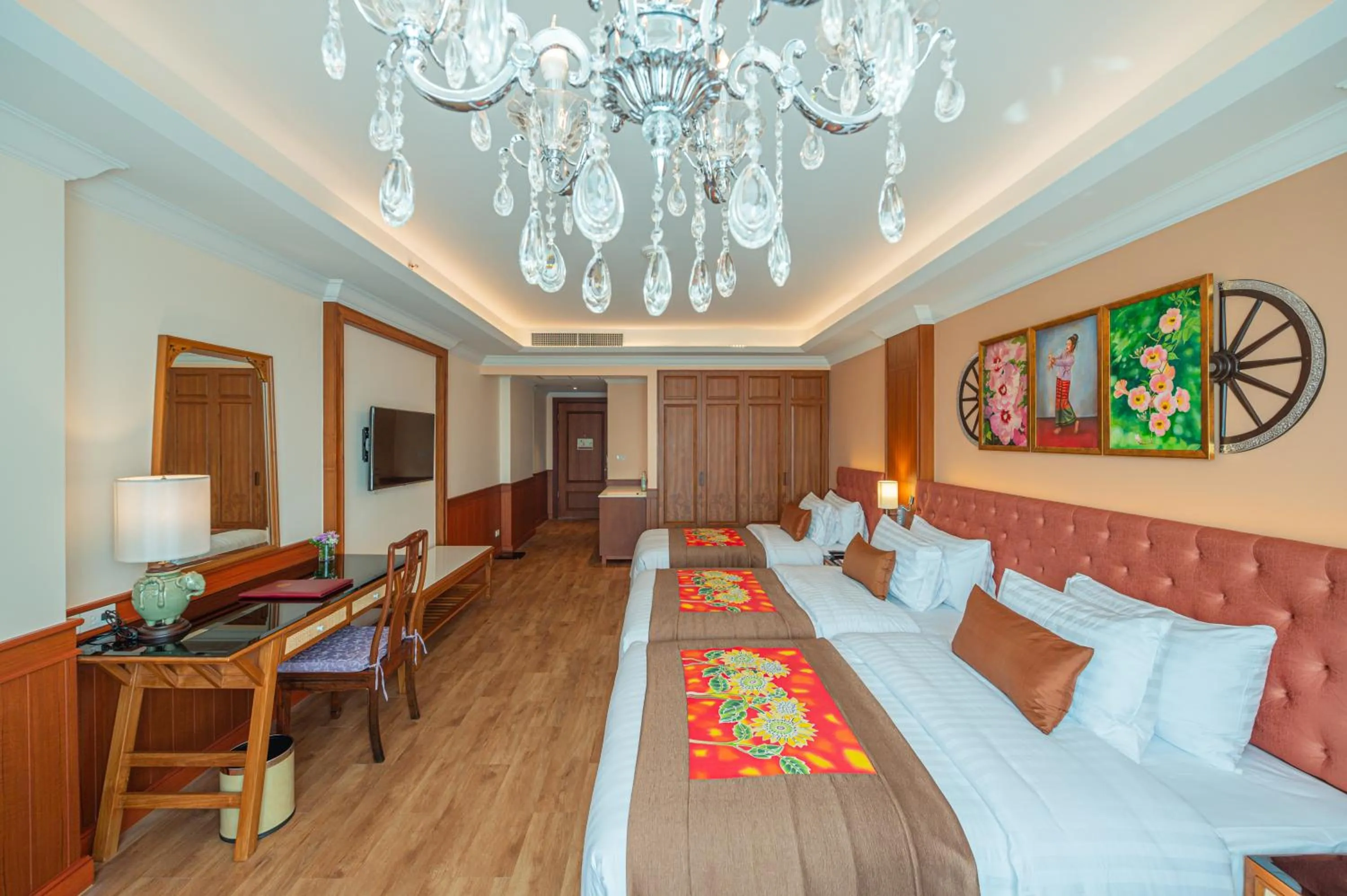 Photo of the whole room in The Empress Premier Chiang Mai