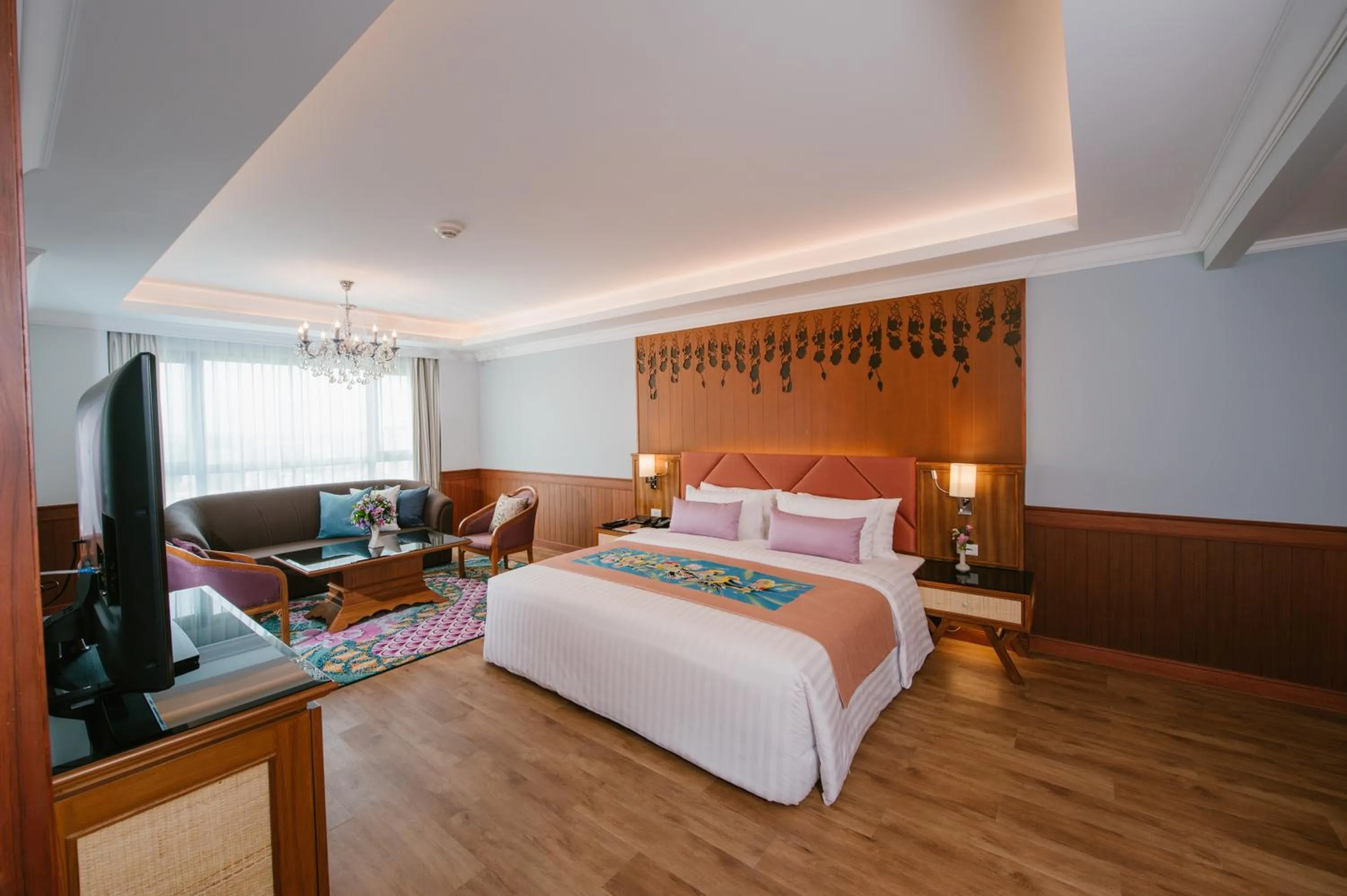 Bedroom, Bed in The Empress Premier Chiang Mai