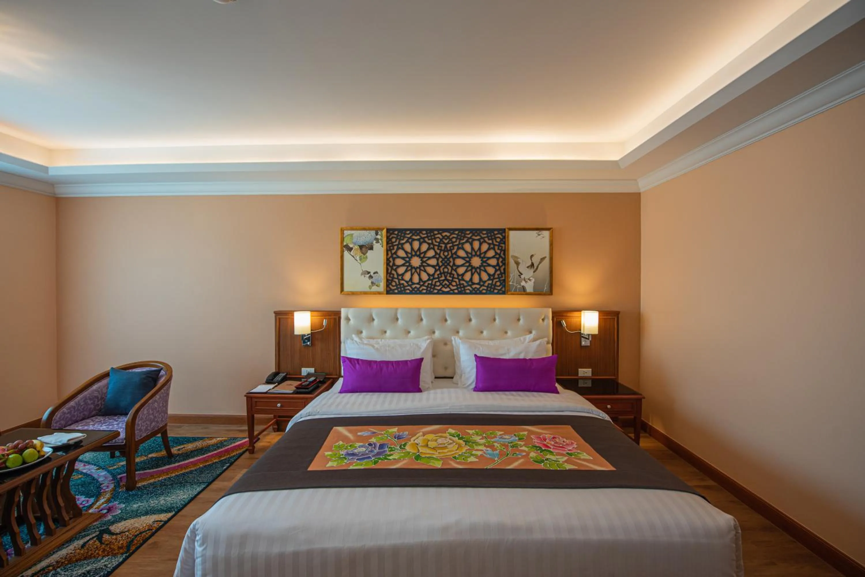 Bed in The Empress Premier Chiang Mai