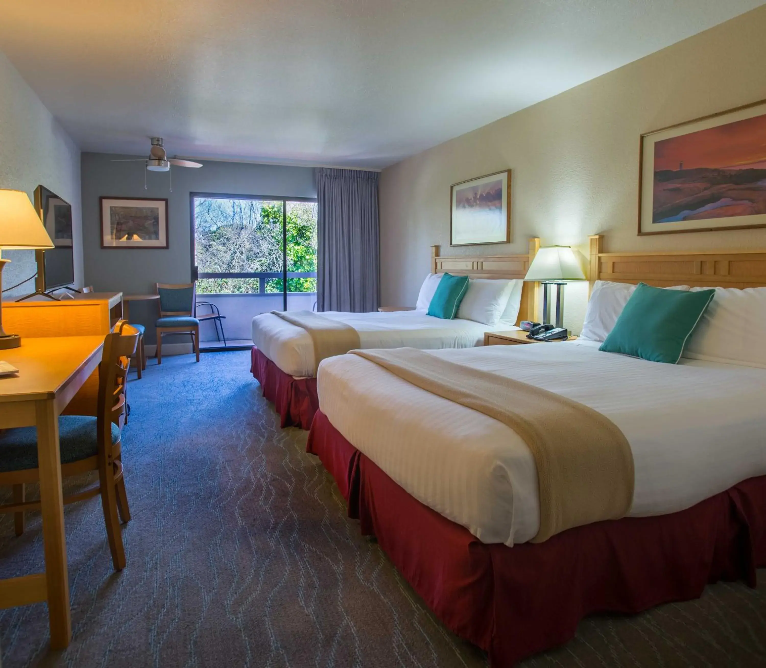 Bedroom, Bed in Colton Inn Bedroom, Bed in Colton Inn