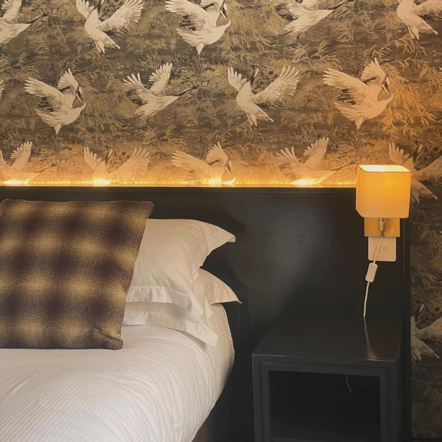 Bed in Kings Arms Hotel