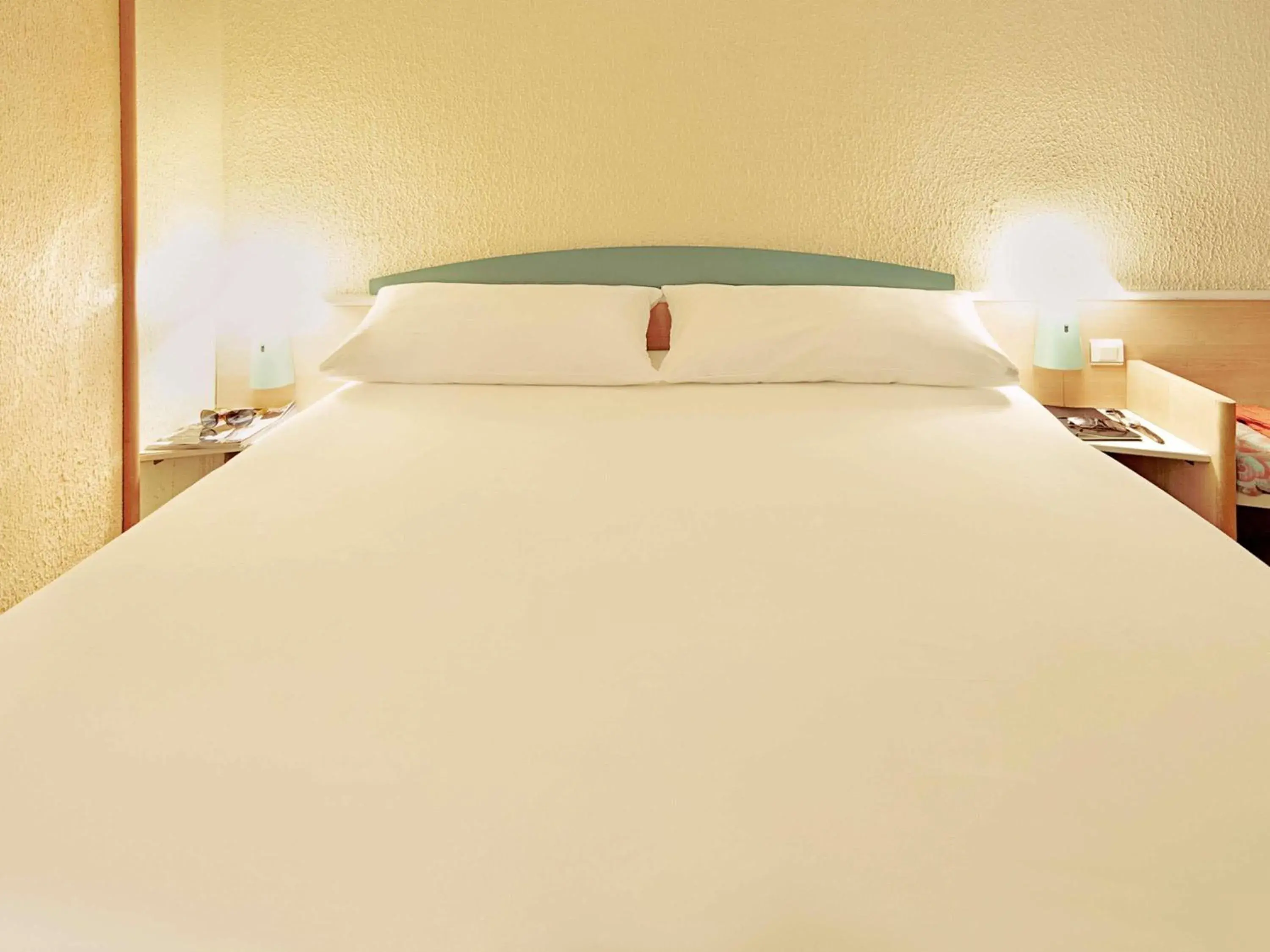 Spa and wellness centre/facilities, Bed in Ibis Jeddah Malik Road Spa and wellness centre/facilities, Bed in Ibis Jeddah Malik Road