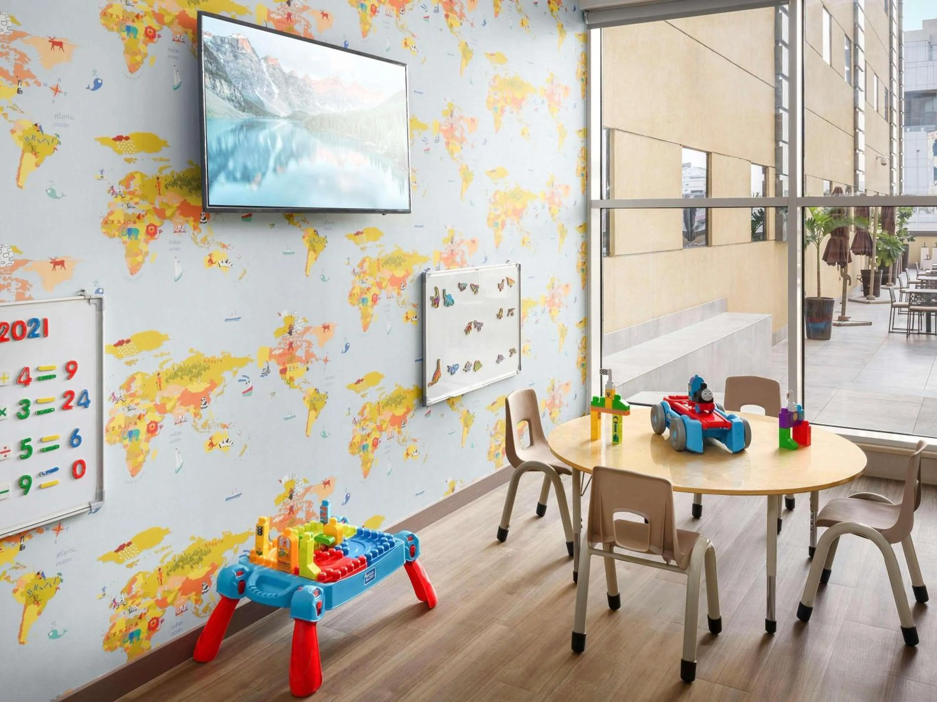 Property building in Ibis Jeddah Malik Road