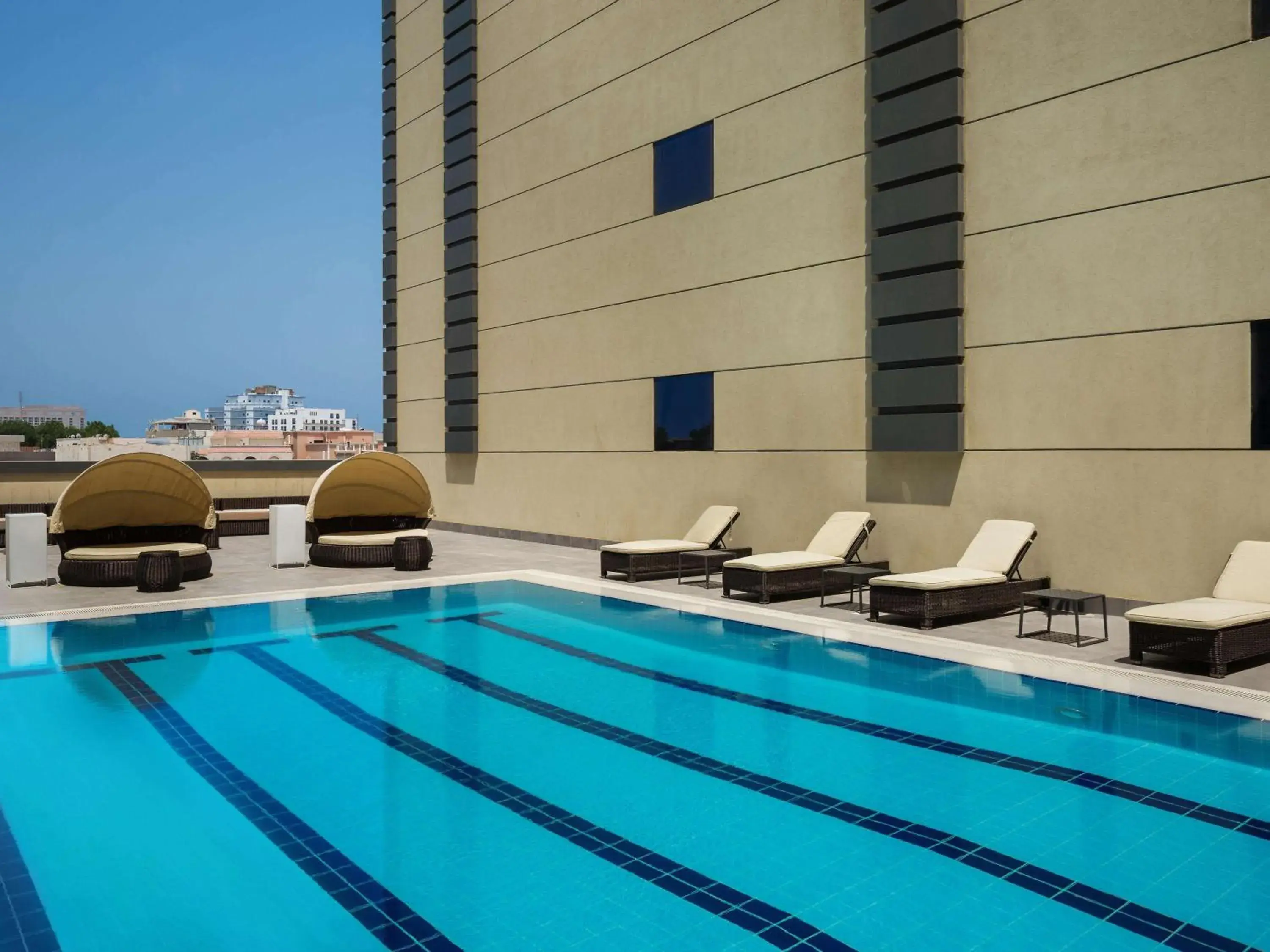 Swimming pool in Ibis Jeddah Malik Road Swimming pool in Ibis Jeddah Malik Road