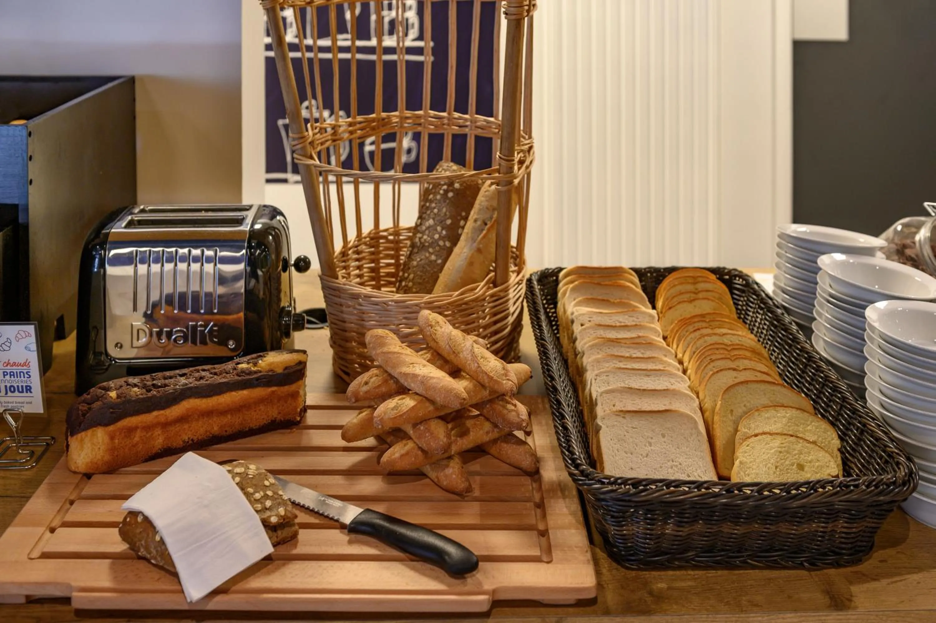 Food and drinks in ibis budget Saint-Étienne Centre Gare Châteaucreux