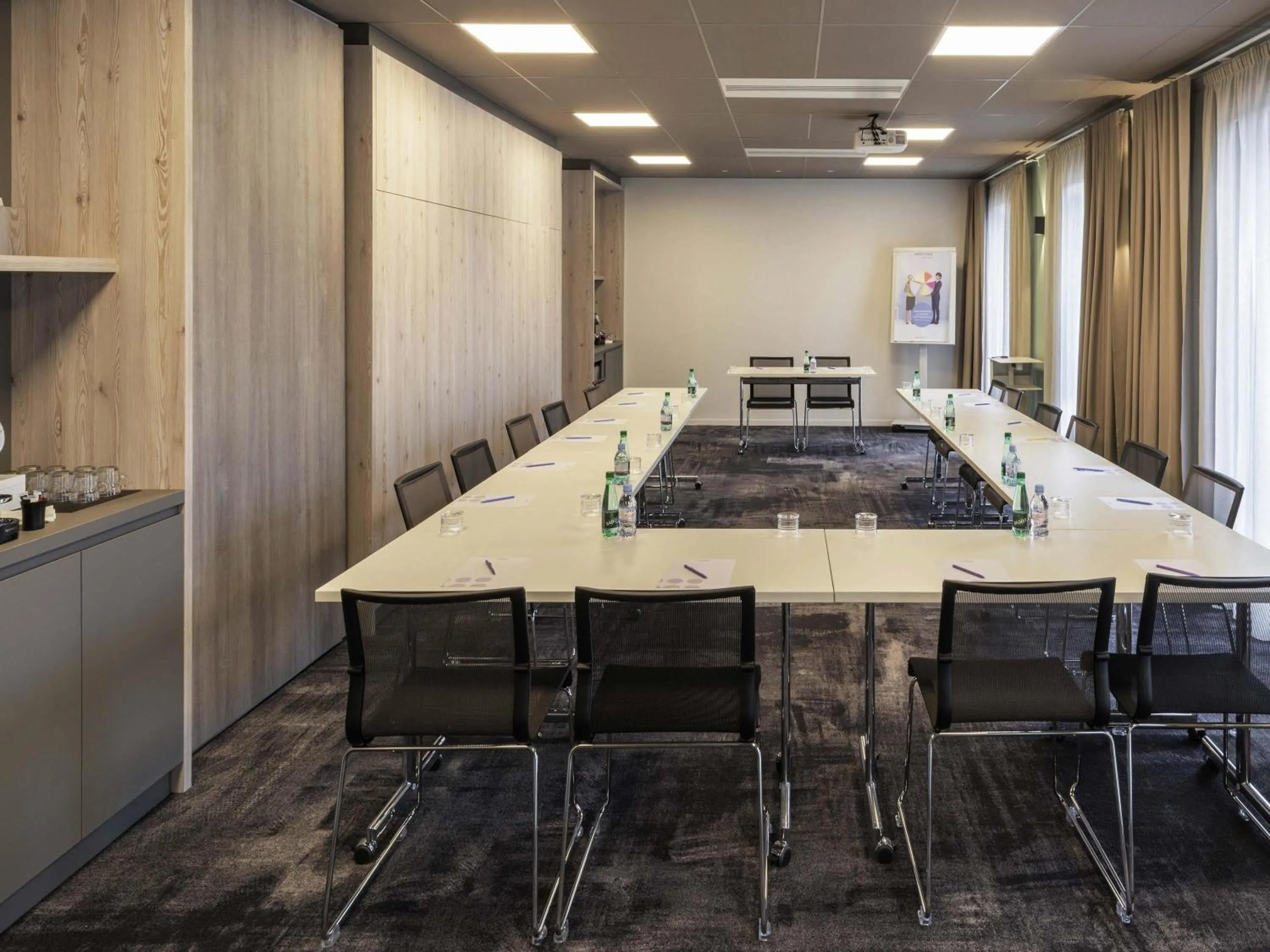 Meeting/conference room in Novotel Saint-Étienne Centre Gare Châteaucreux