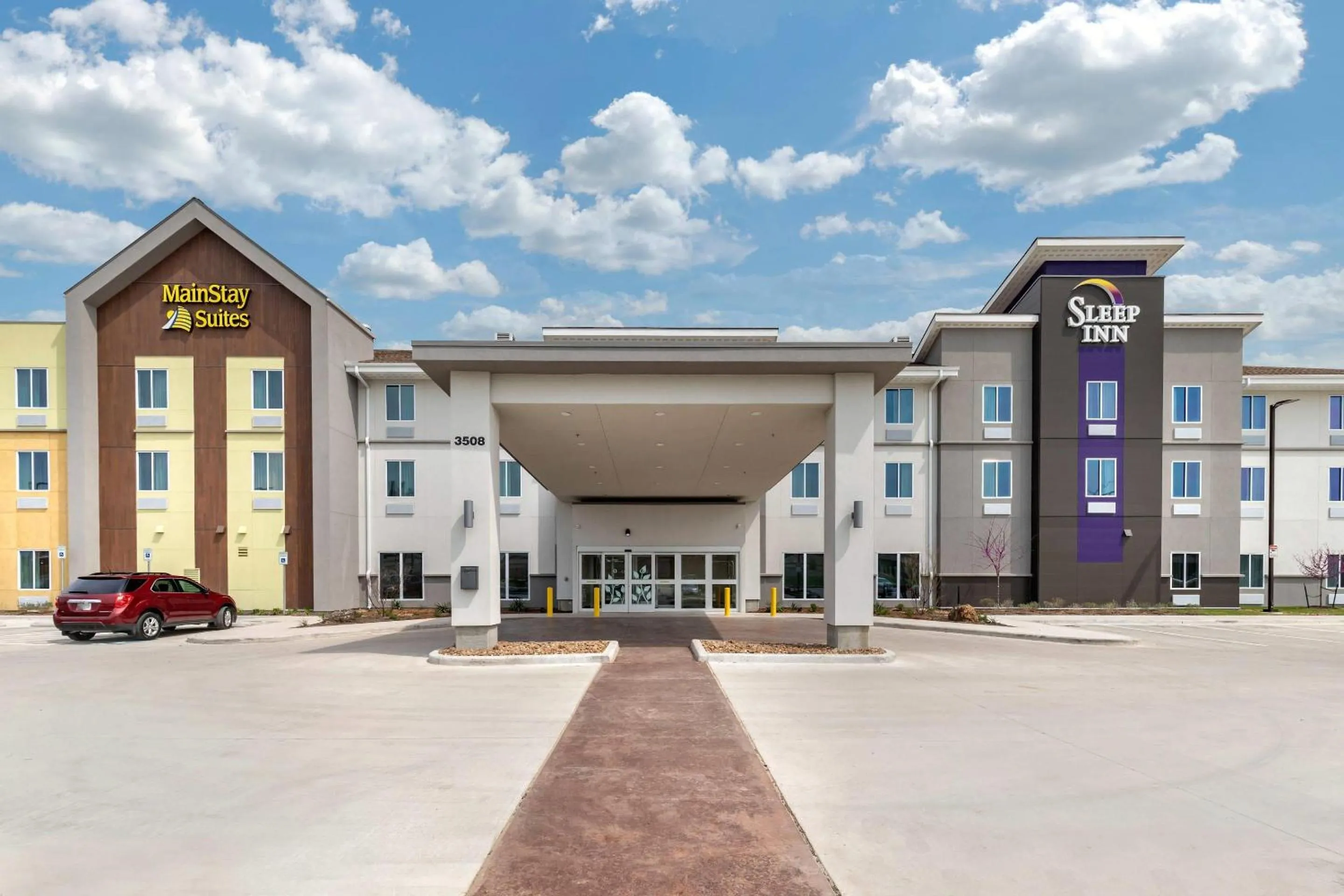 Property building in Sleep Inn Lancaster Dallas South