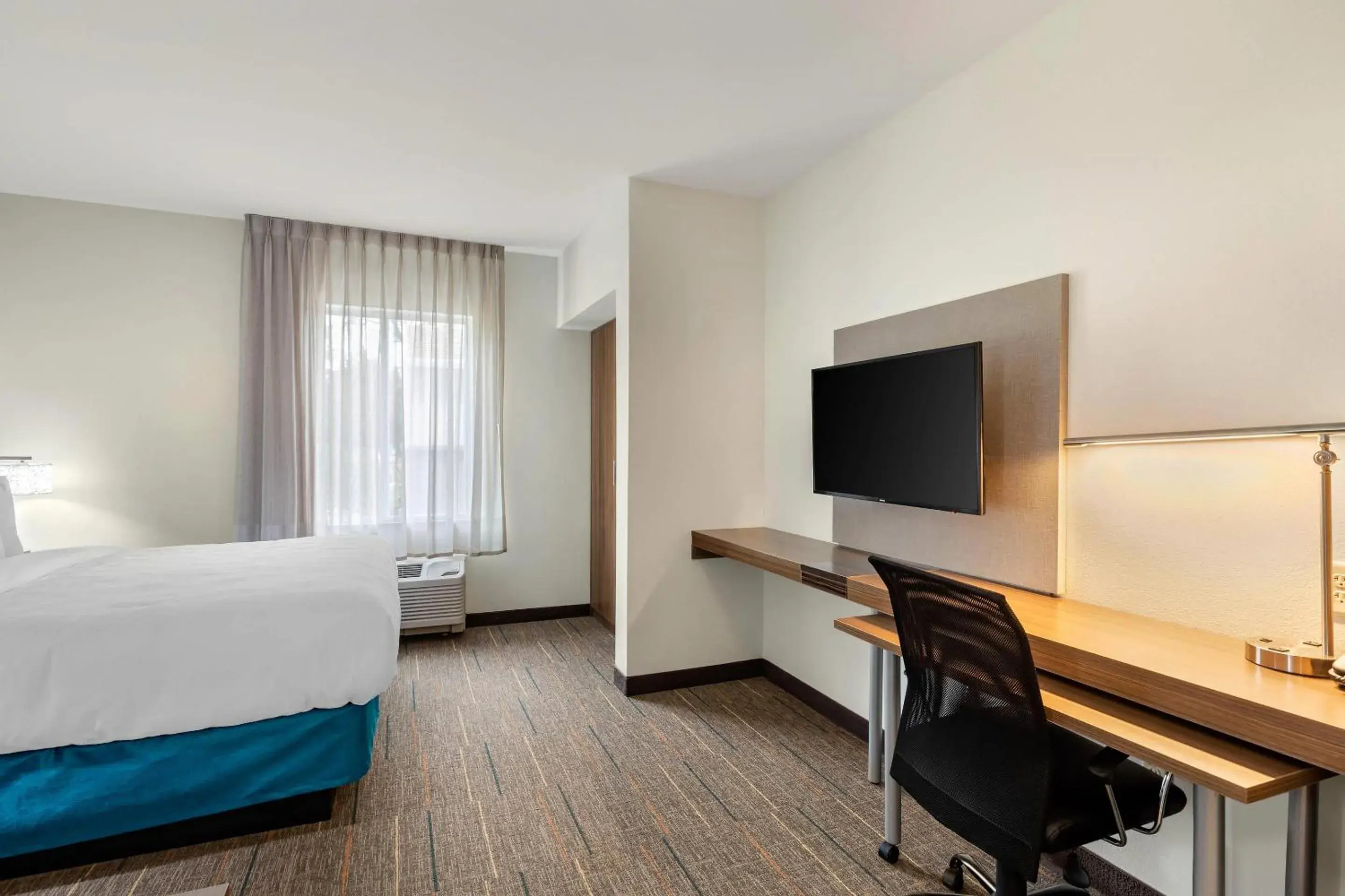 Bedroom, Bed in MainStay Suites Lancaster Dallas South Bedroom, Bed in MainStay Suites Lancaster Dallas South