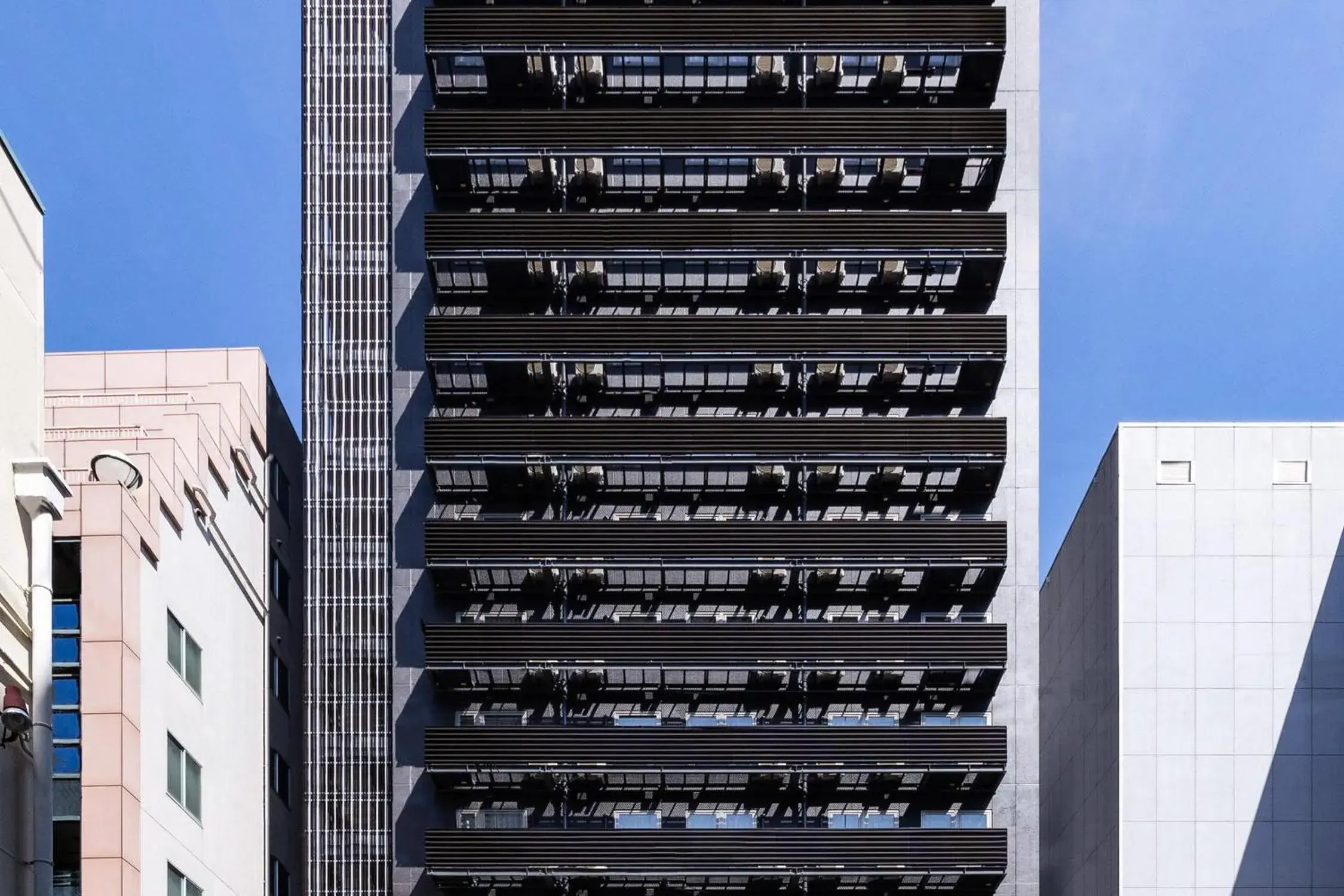 Property building in Comfort Hotel Shin-Osaka Property building in Comfort Hotel Shin-Osaka