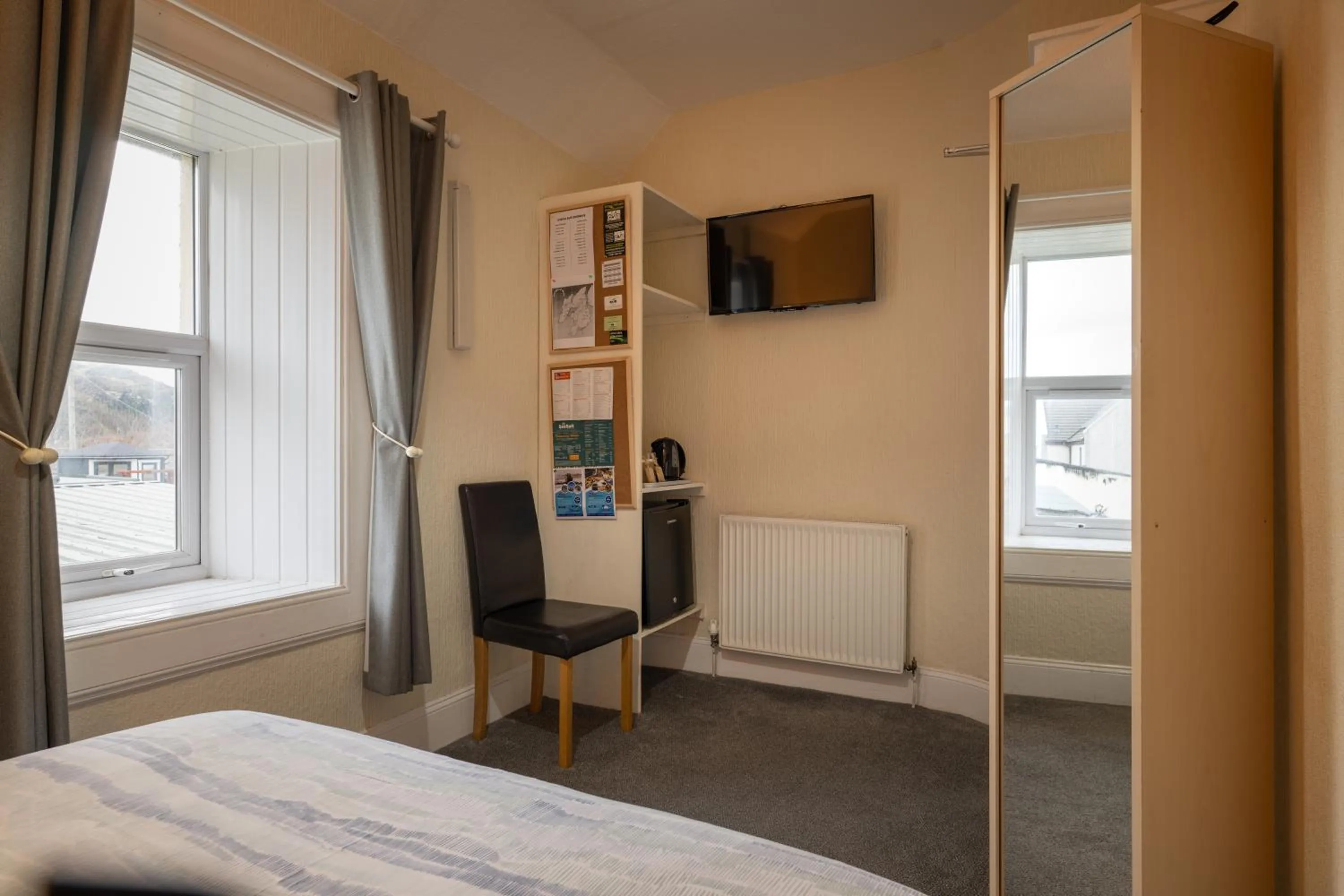 Bed in The Trout Fly Guest House