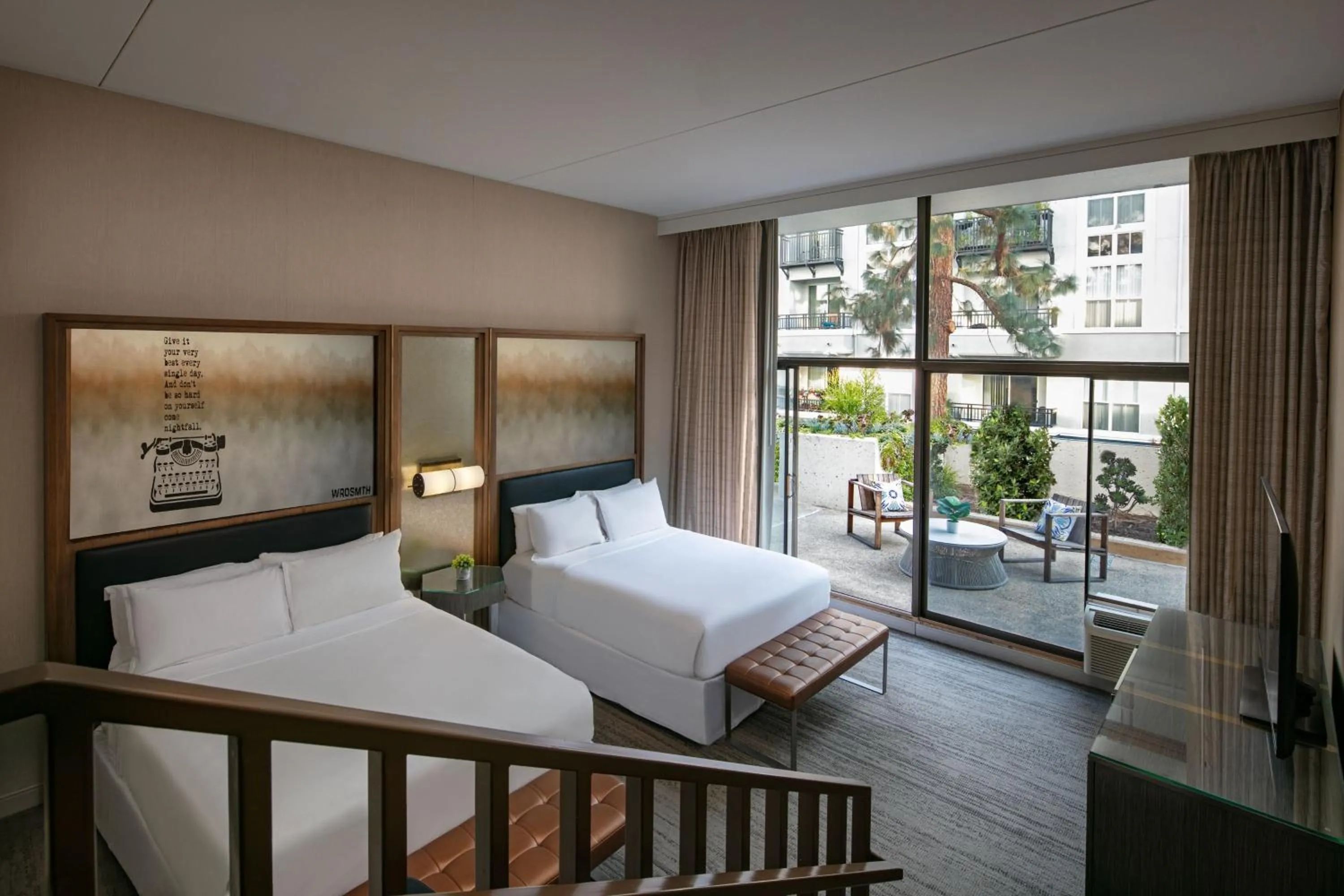 Photo of the whole room, Bed in Hotel Dena, Pasadena Los Angeles, a Tribute Portfolio Hotel