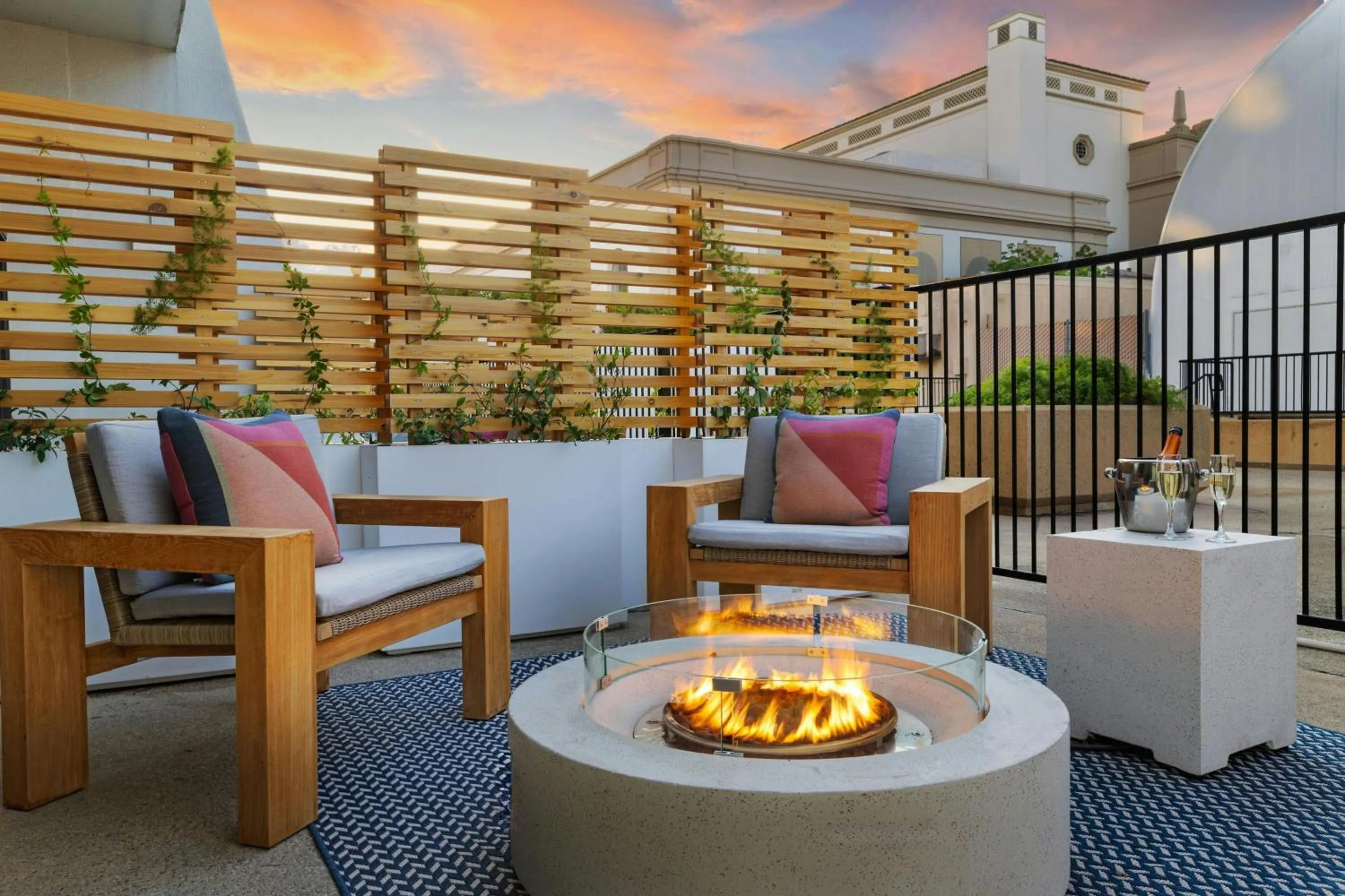 Photo of the whole room in Hotel Dena, Pasadena Los Angeles, a Tribute Portfolio Hotel