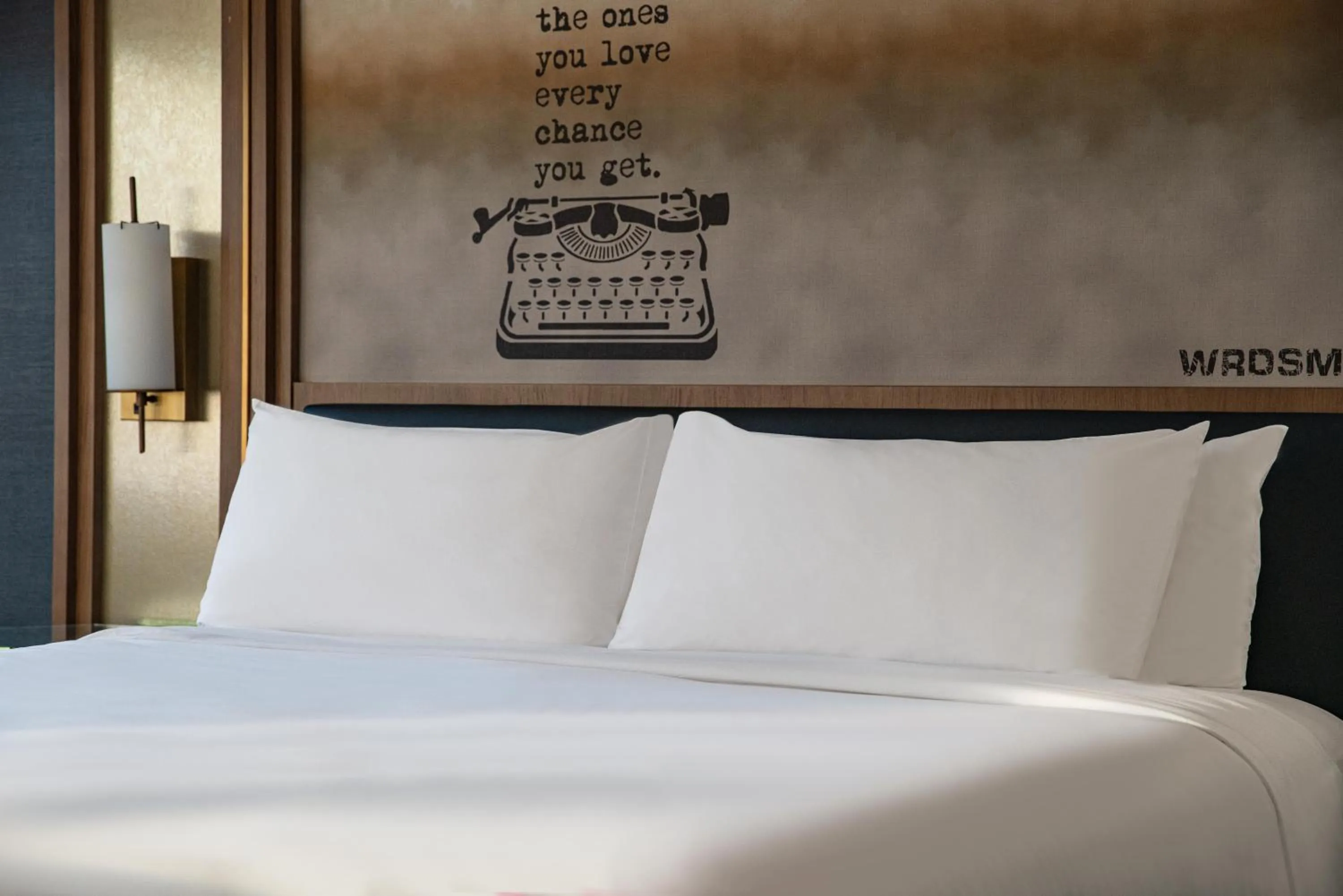 Bed in Hotel Dena, Pasadena Los Angeles, a Tribute Portfolio Hotel