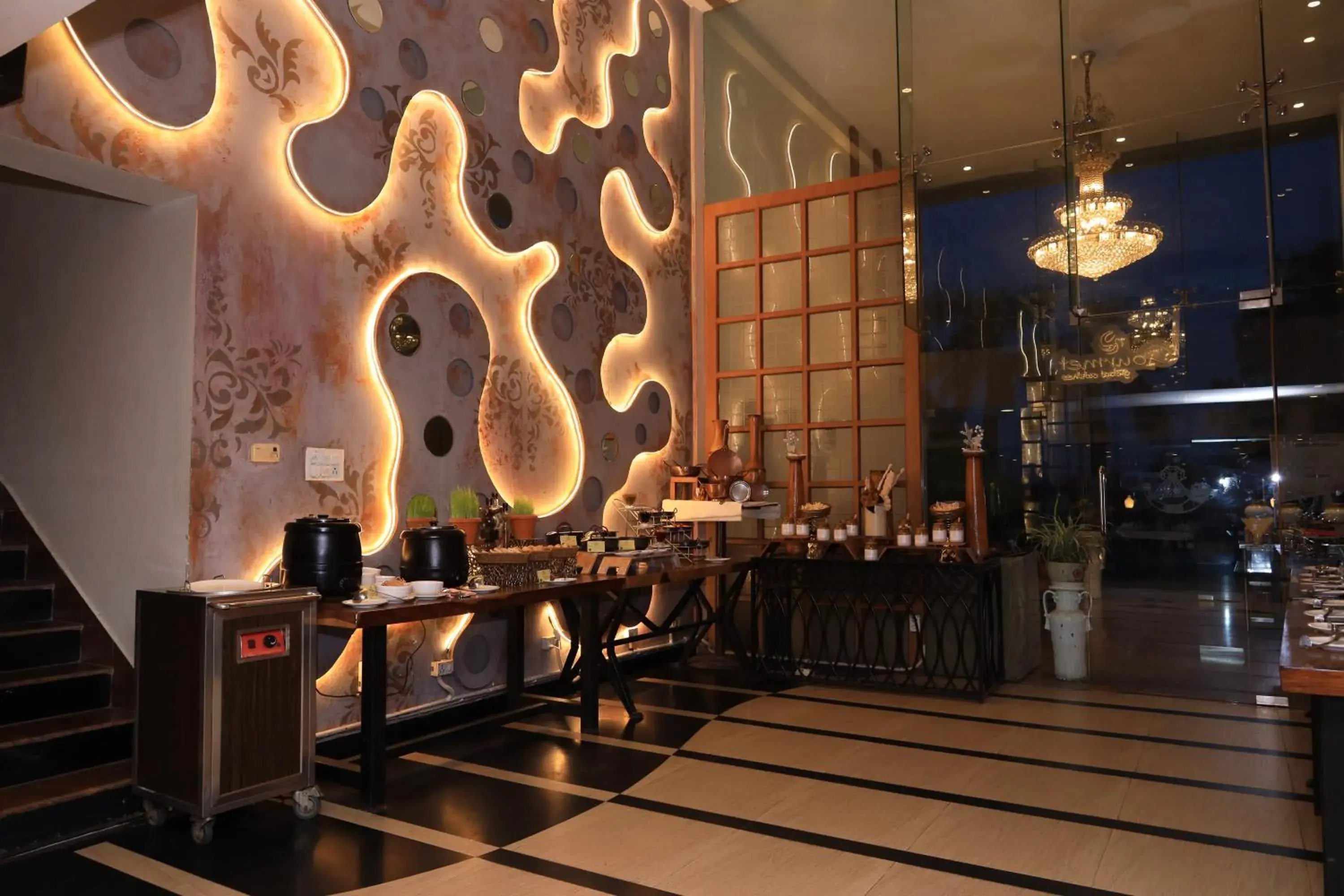 Restaurant/places to eat in Aananda Imperial Restaurant/places to eat in Aananda Imperial