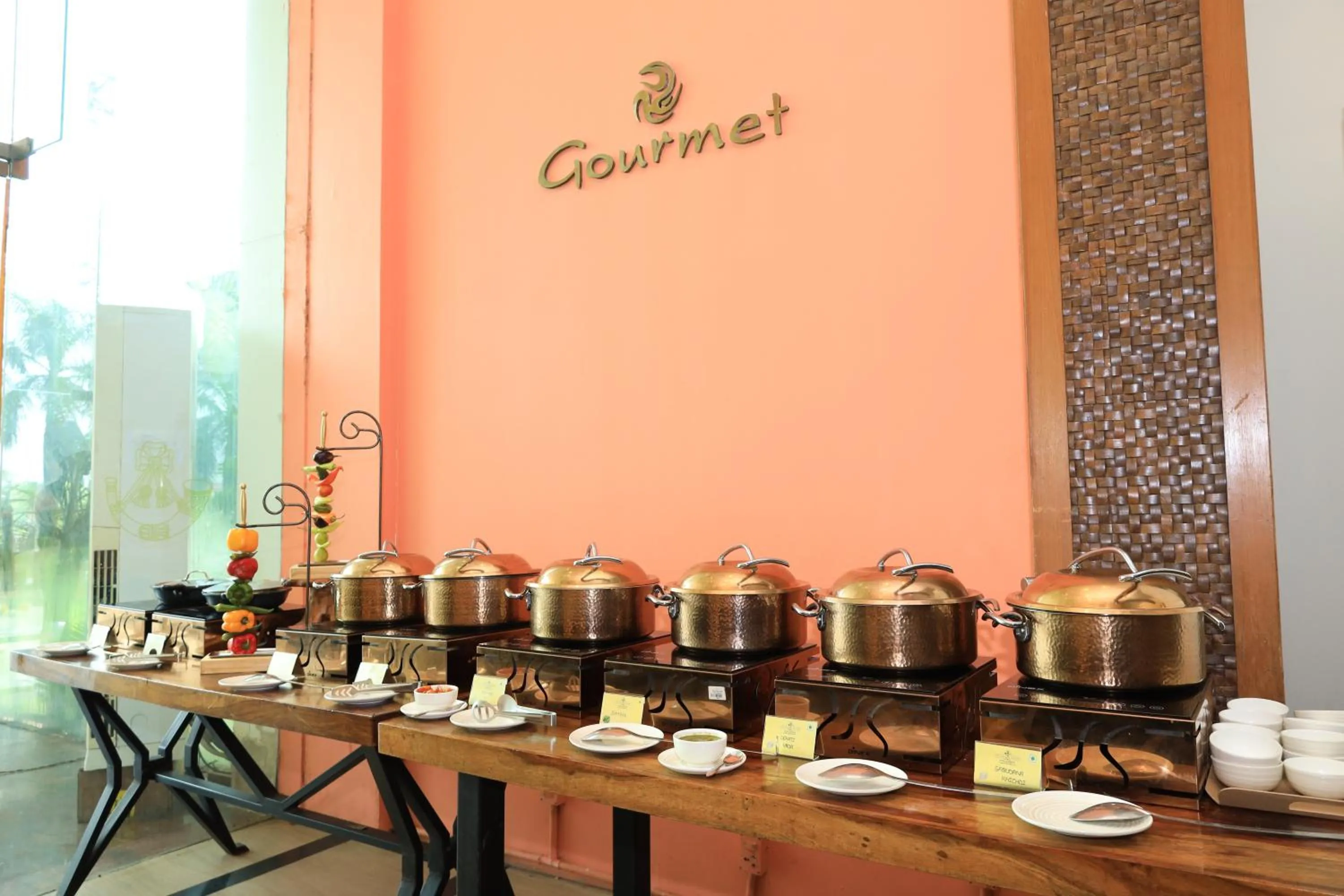 Buffet breakfast in Aananda Imperial