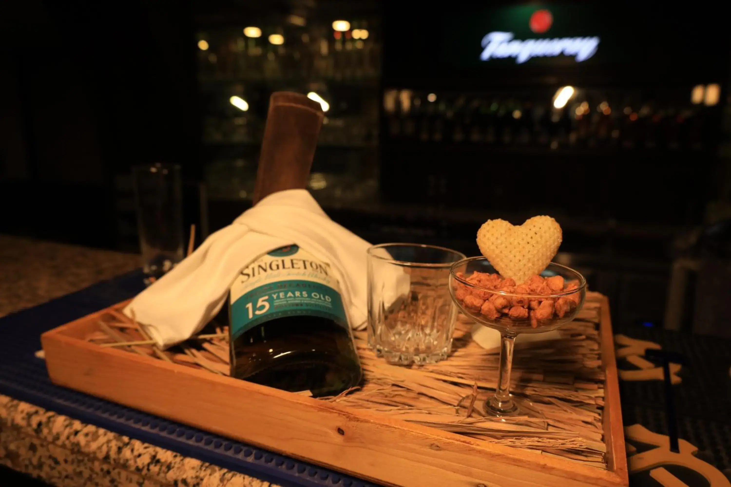 Lounge or bar in Aananda Imperial Lounge or bar in Aananda Imperial