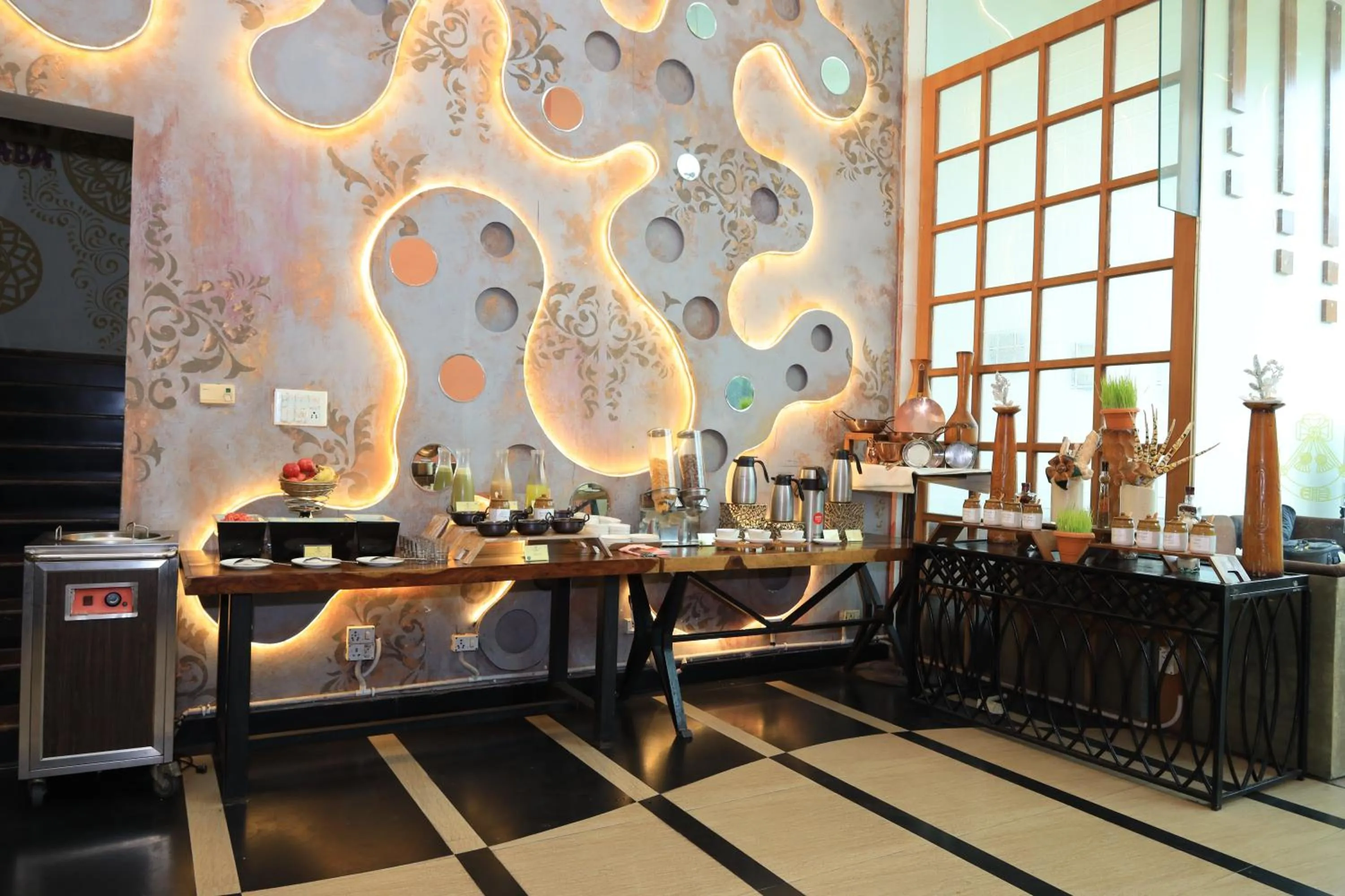 Food and drinks in Aananda Imperial