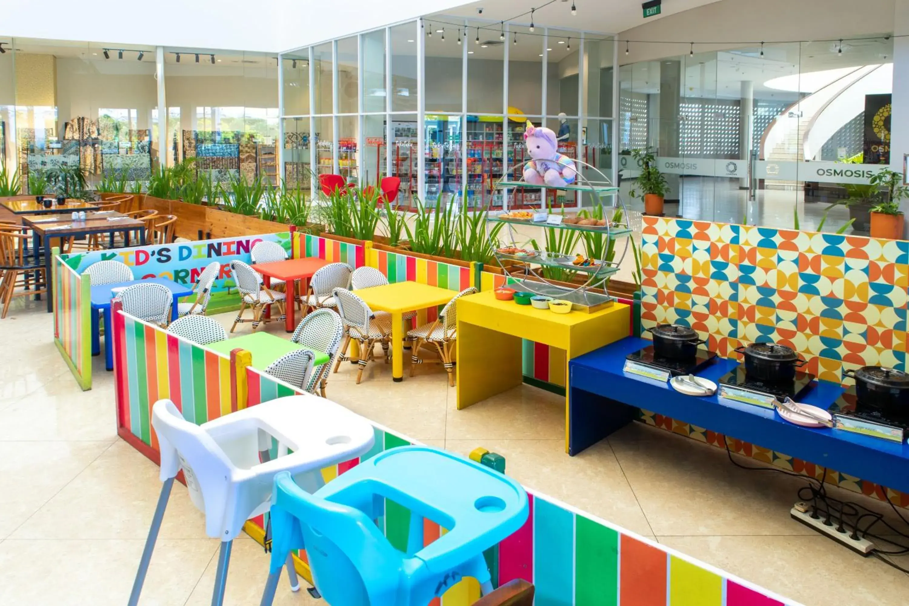 Restaurant/places to eat in Aston Cirebon Hotel and Convention Center Restaurant/places to eat in Aston Cirebon Hotel and Convention Center