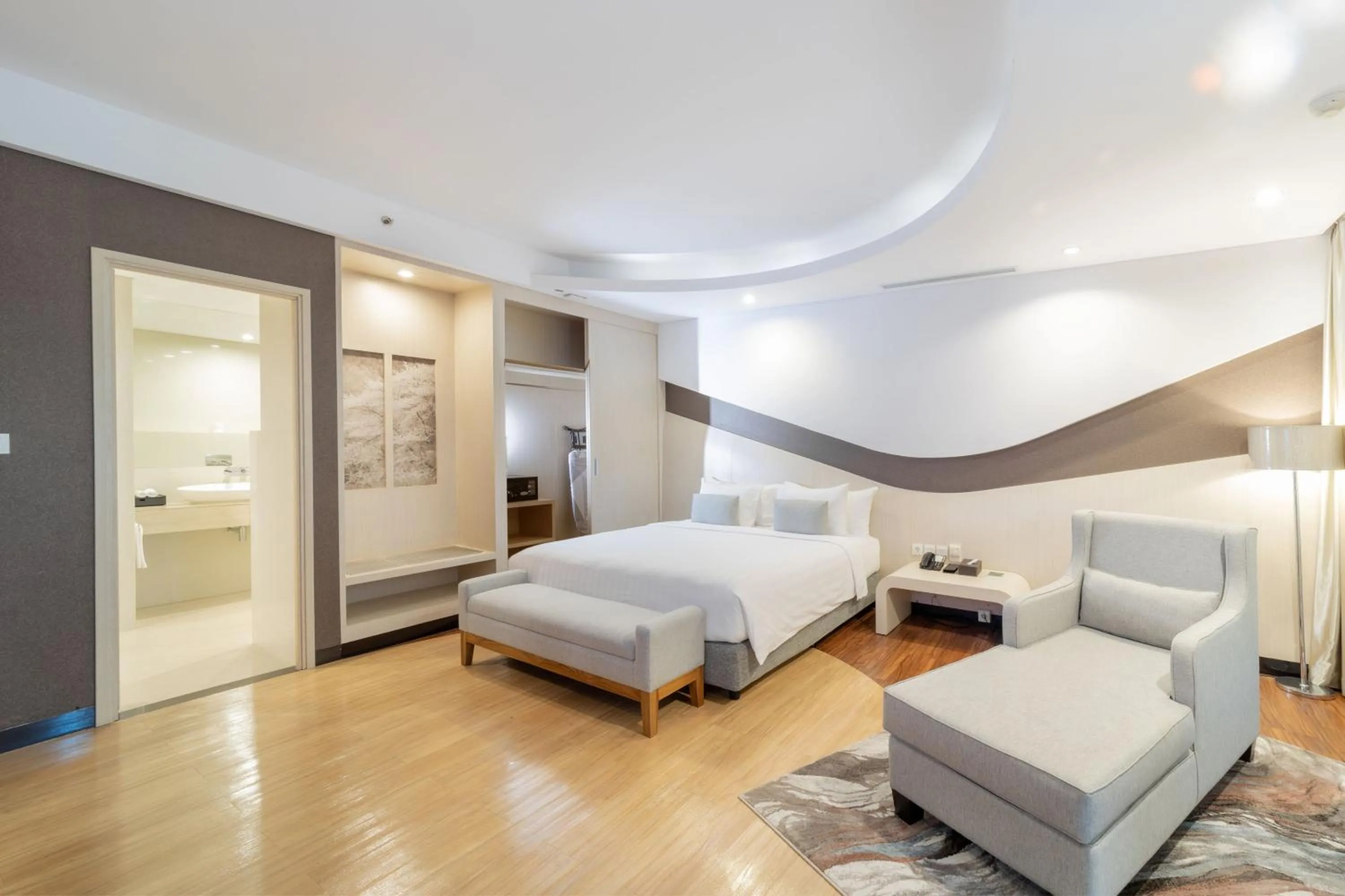 Bedroom, Bed in Aston Cirebon Hotel and Convention Center