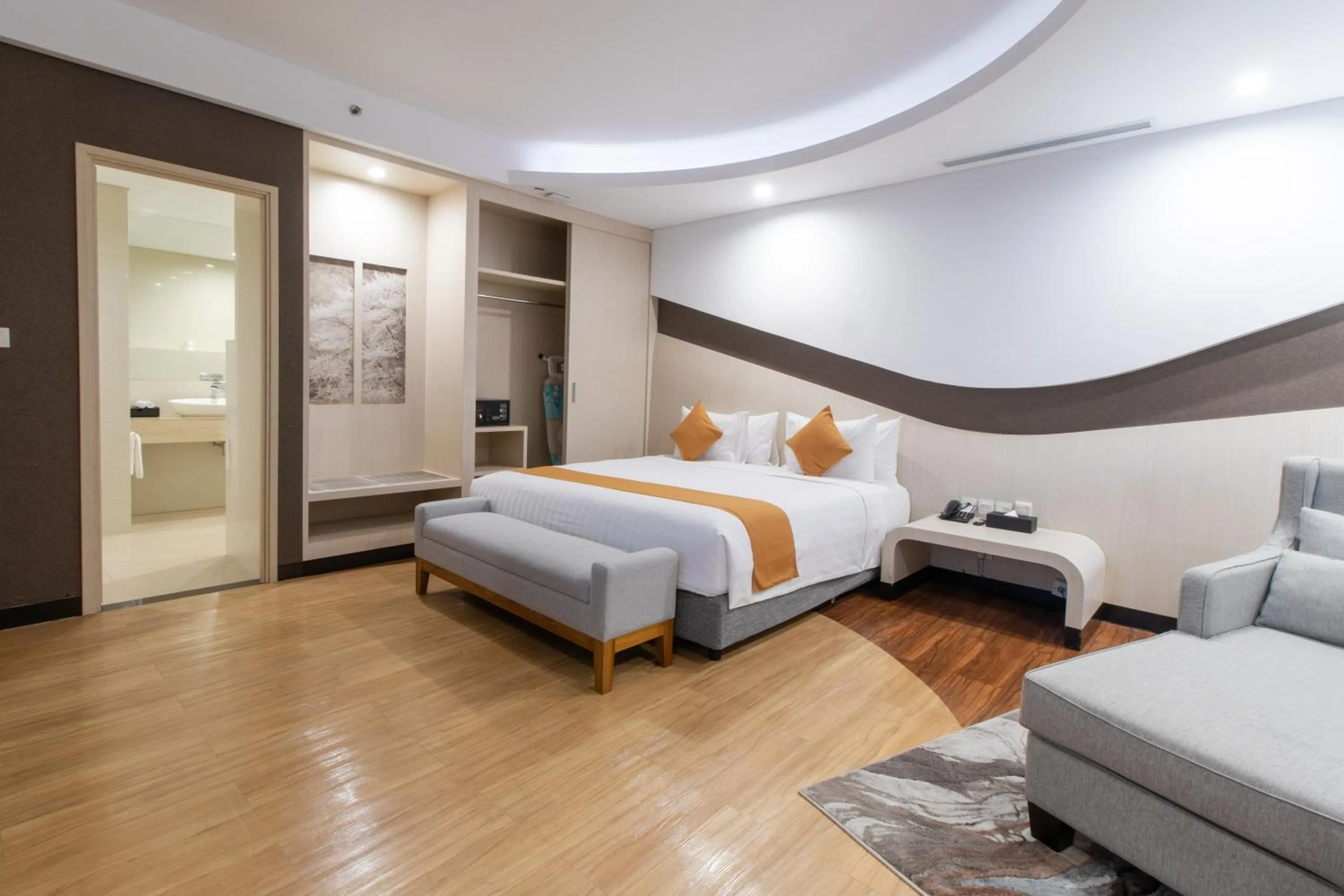 Bedroom, Bed in Aston Cirebon Hotel and Convention Center