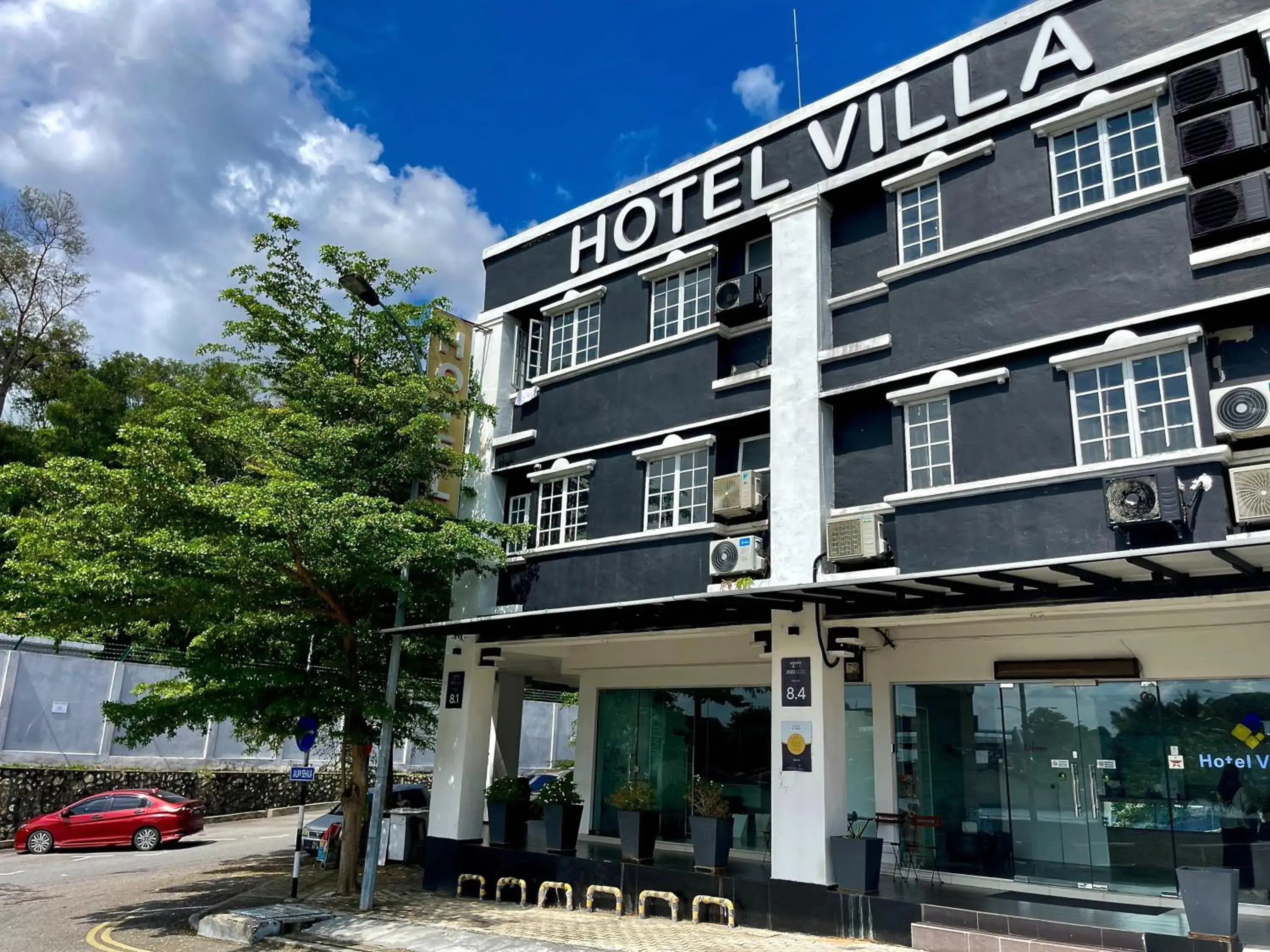 Property building in Hotel Villa Property building in Hotel Villa