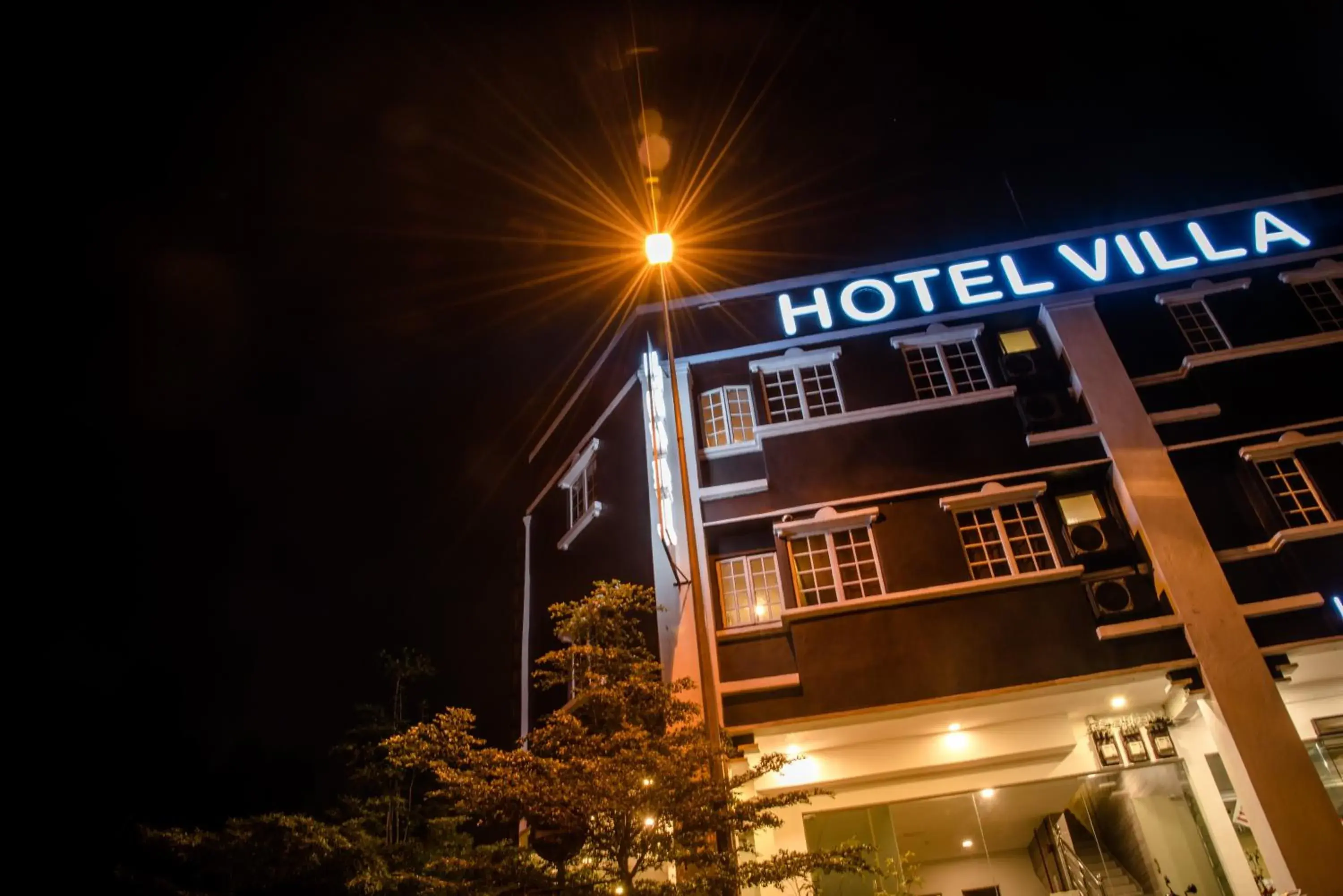 Facade/entrance in Hotel Villa Facade/entrance in Hotel Villa