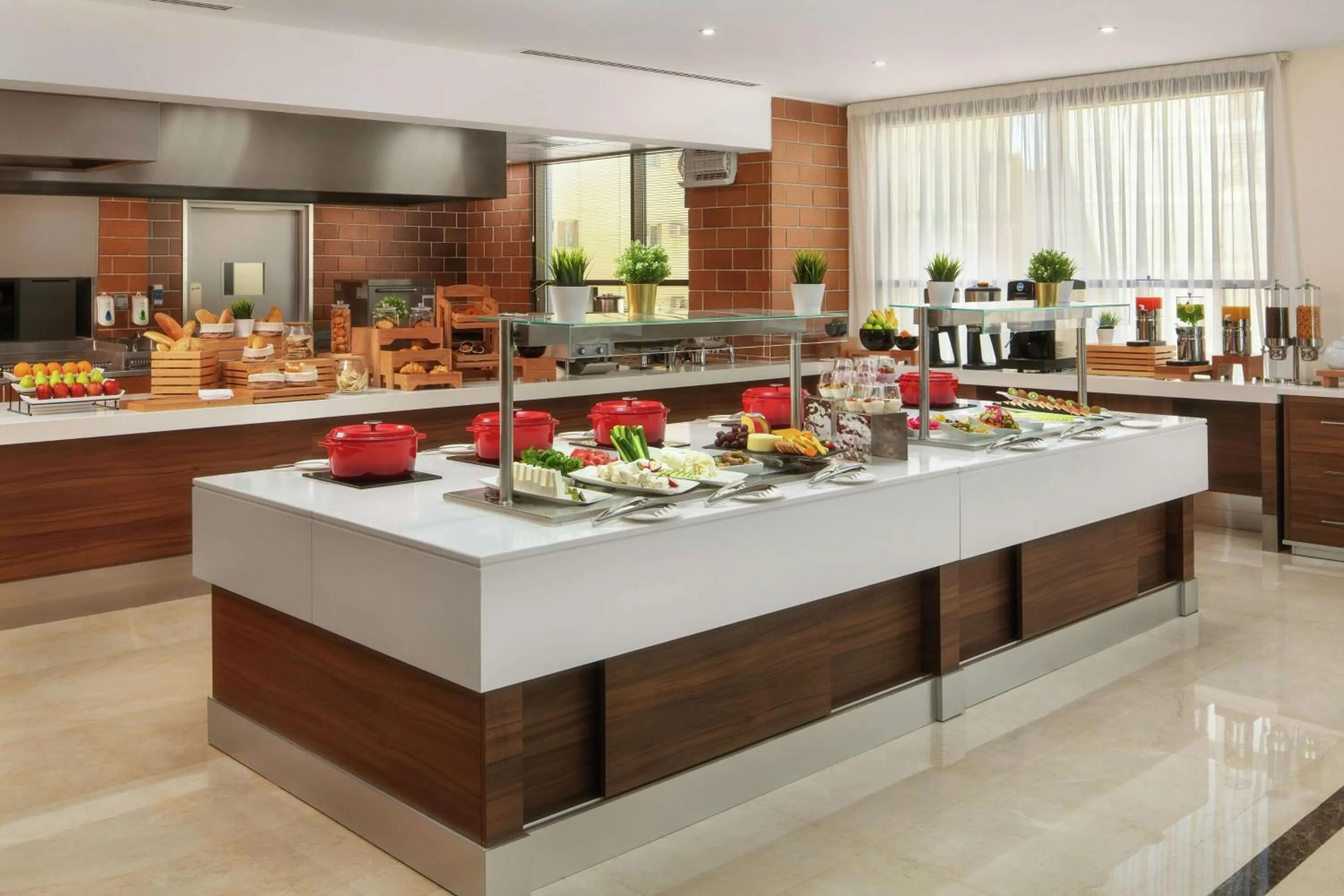 Restaurant/places to eat in Hilton Garden Inn Al Jubail