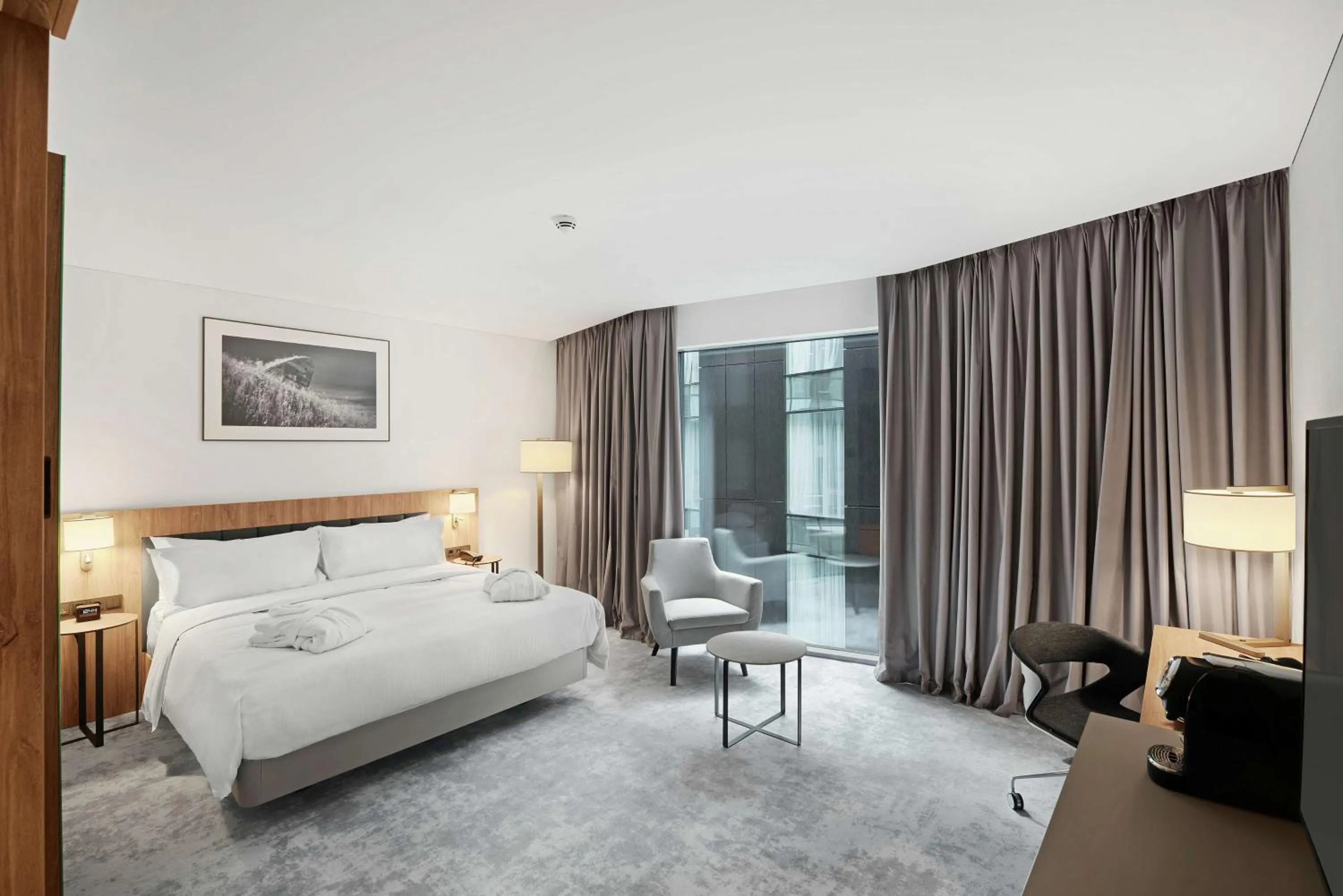 Bedroom, Bed in Hilton Garden Inn Vilnius City Centre